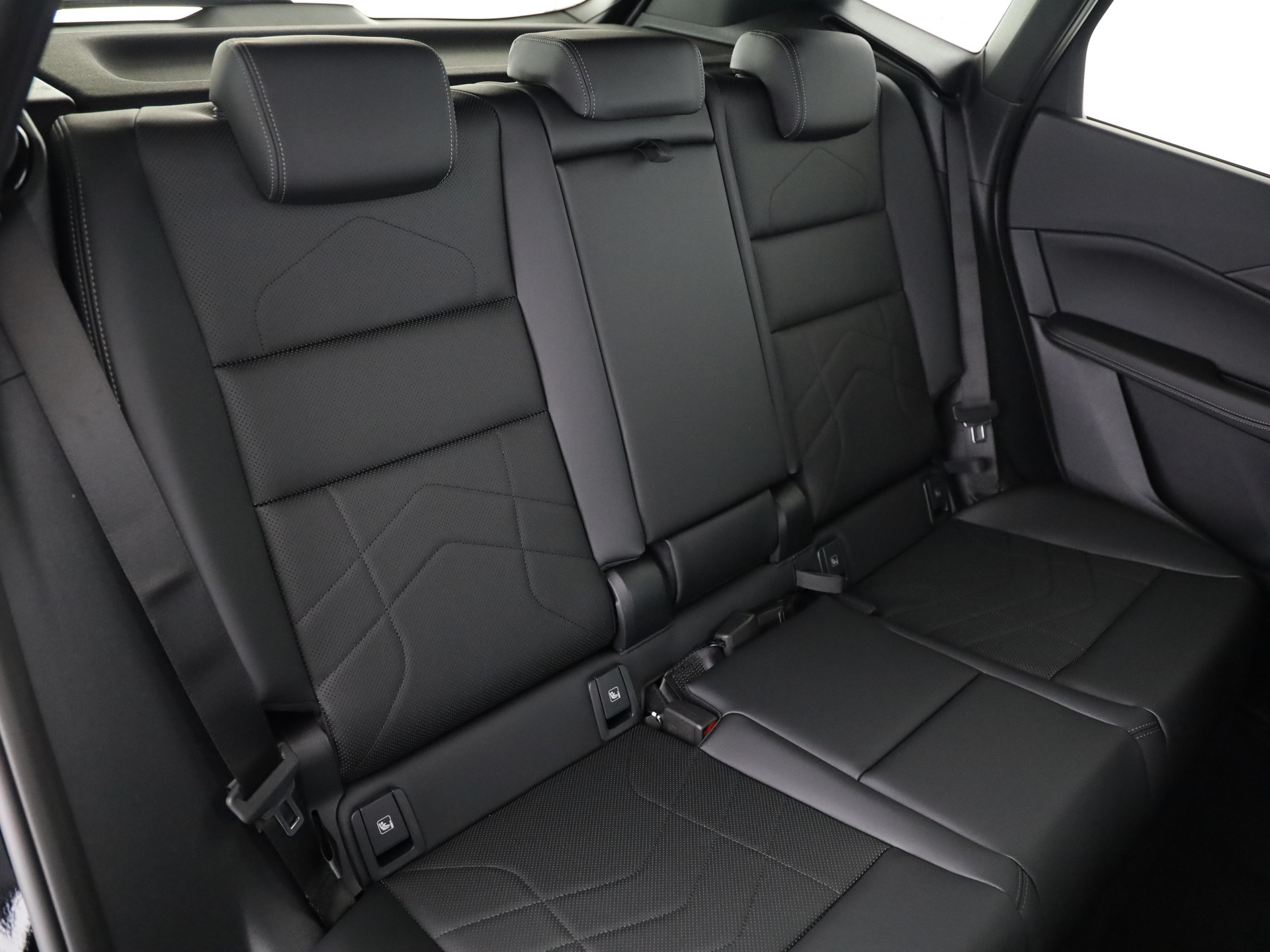 BMW 230e xDrive paddles Active Tourer-image-17