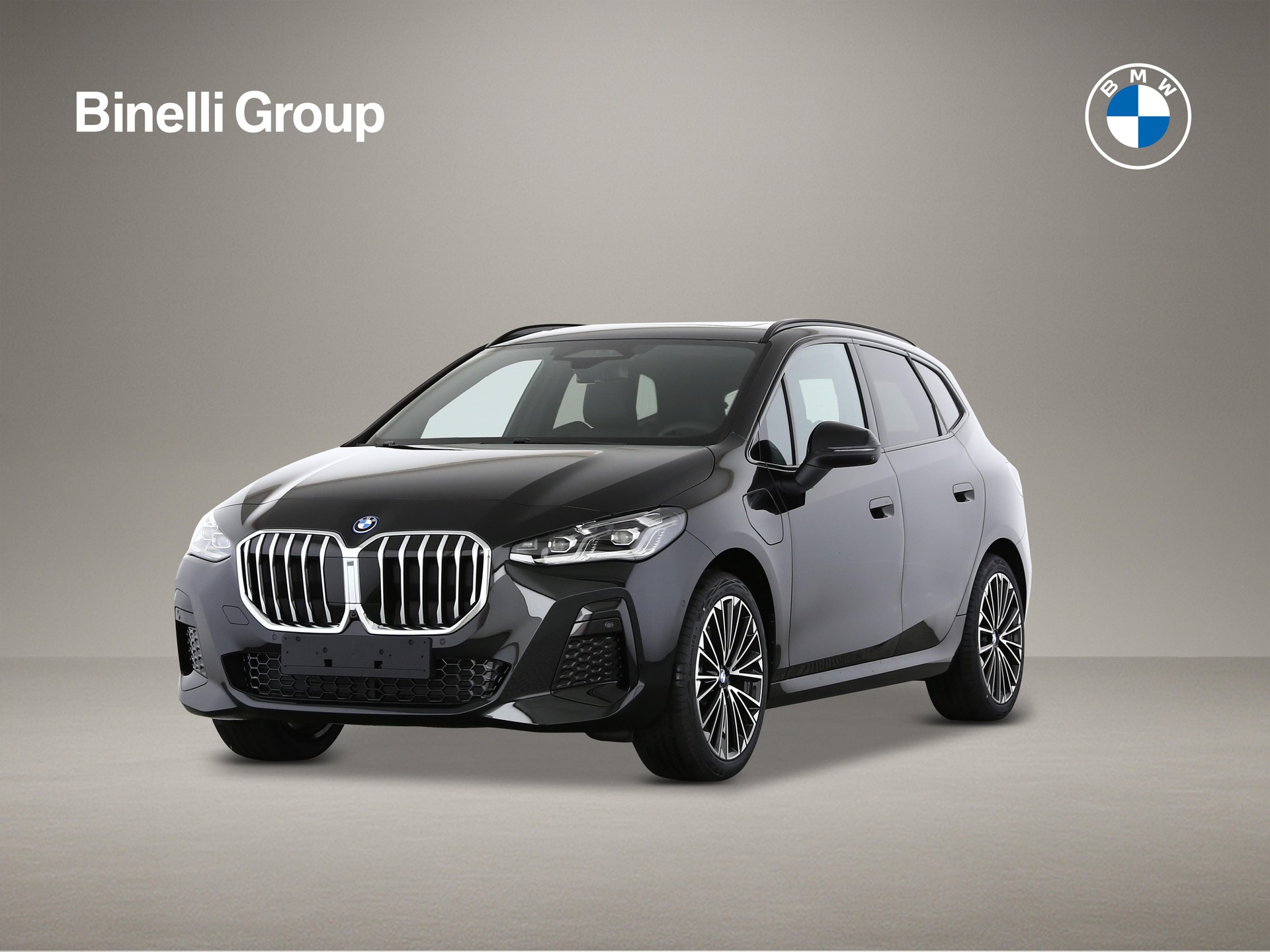 BMW 230e xDrive paddles Active Tourer
