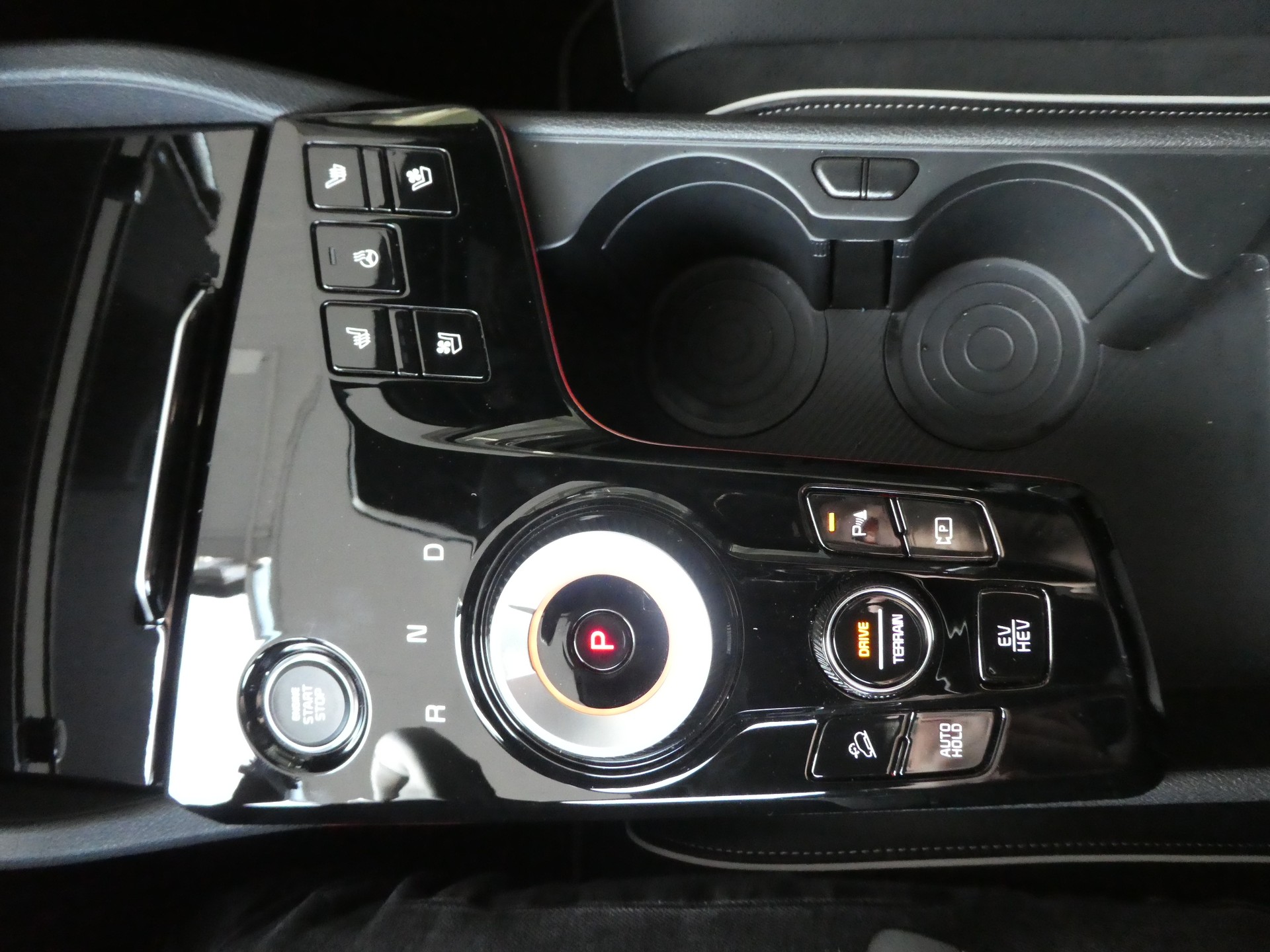 KIA Sportage 1.6T-GDi PHEV GT-Line 4x4 A-image-15