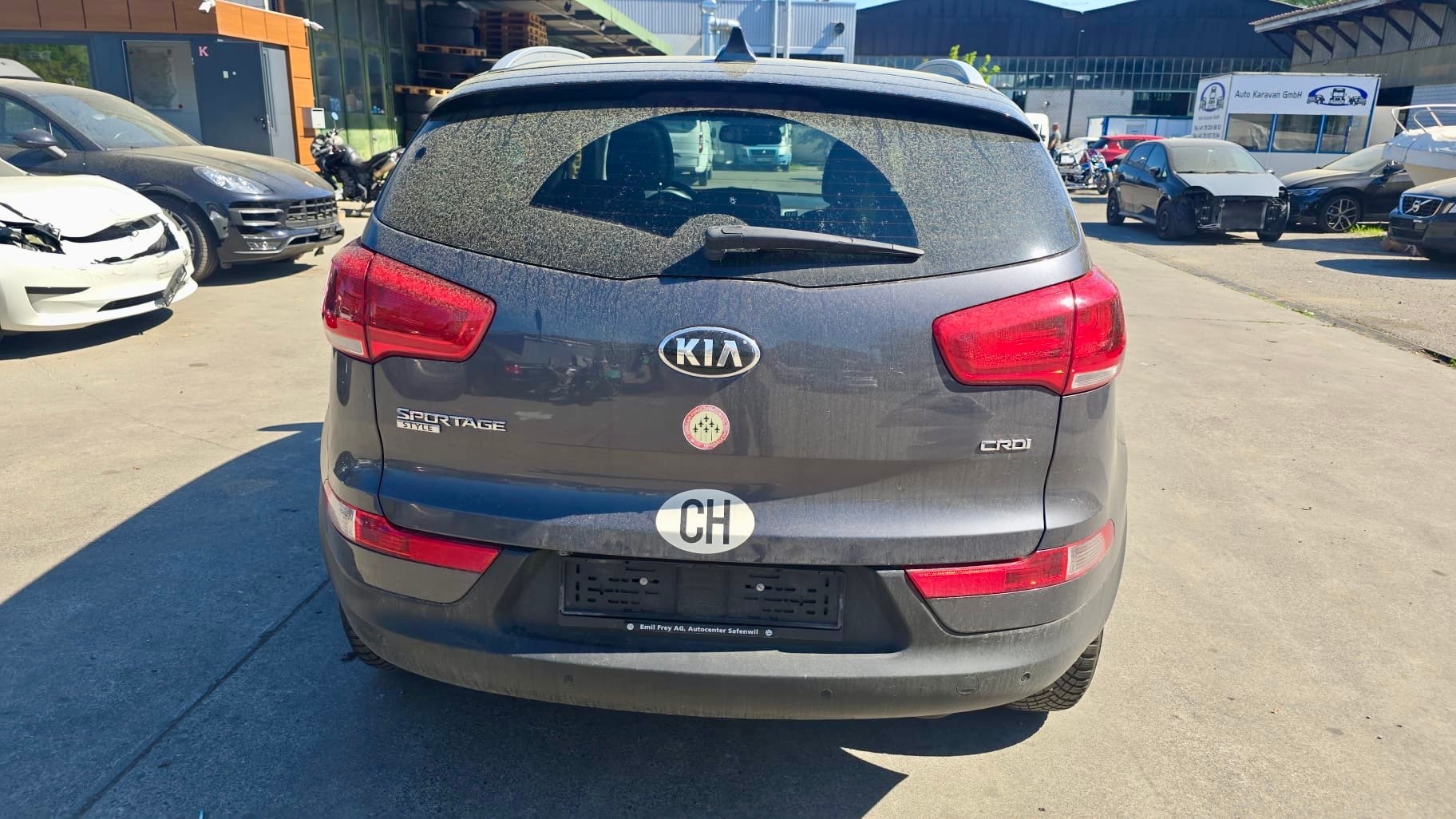 KIA Sportage 2.0 CRDi Style 4WD Automatic-image-7