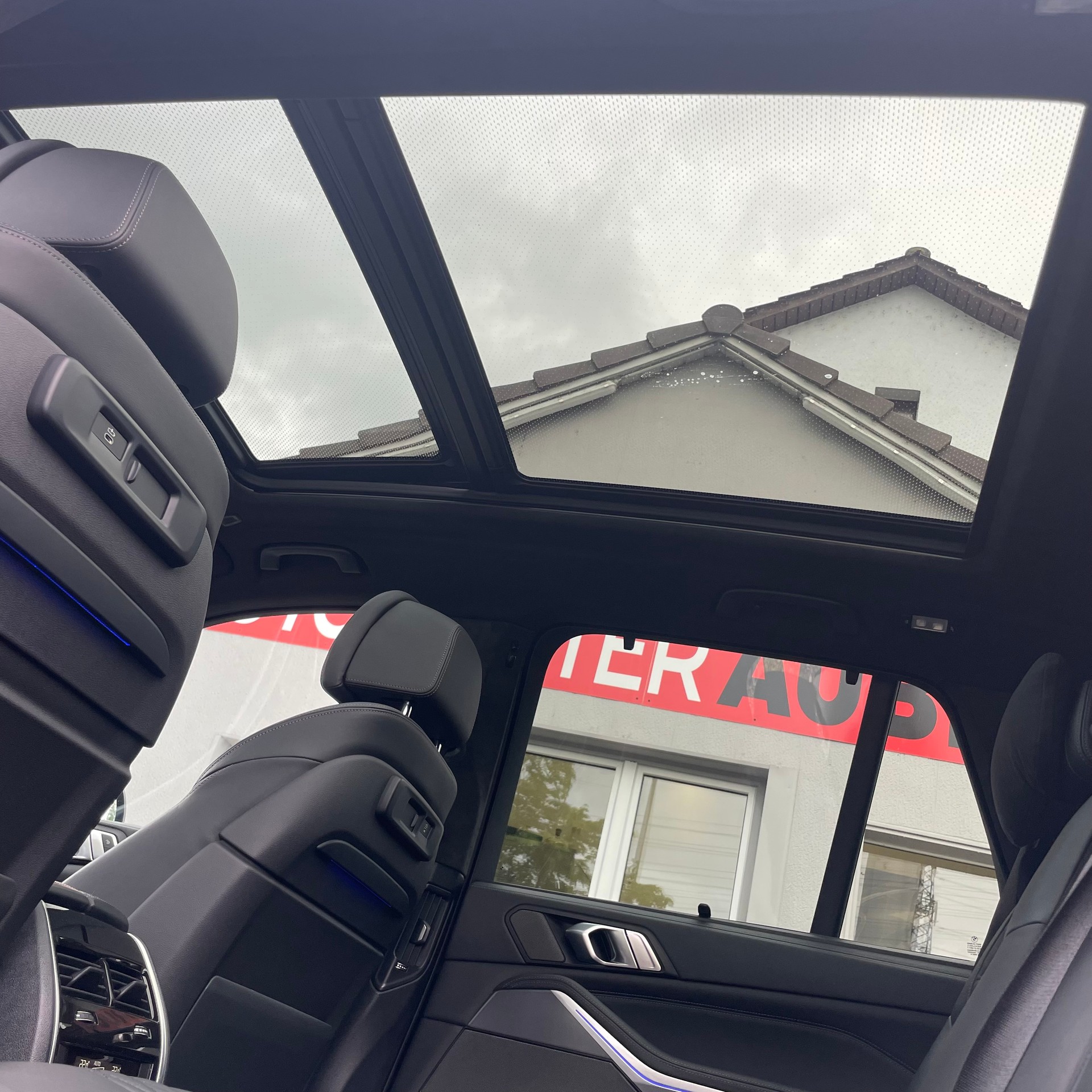 BMW X5 xDrive 48V 40d M Sport Steptronic *7 SITZE / LUFT-FEDERUNG / STAND-HEIZUNG*-image-11