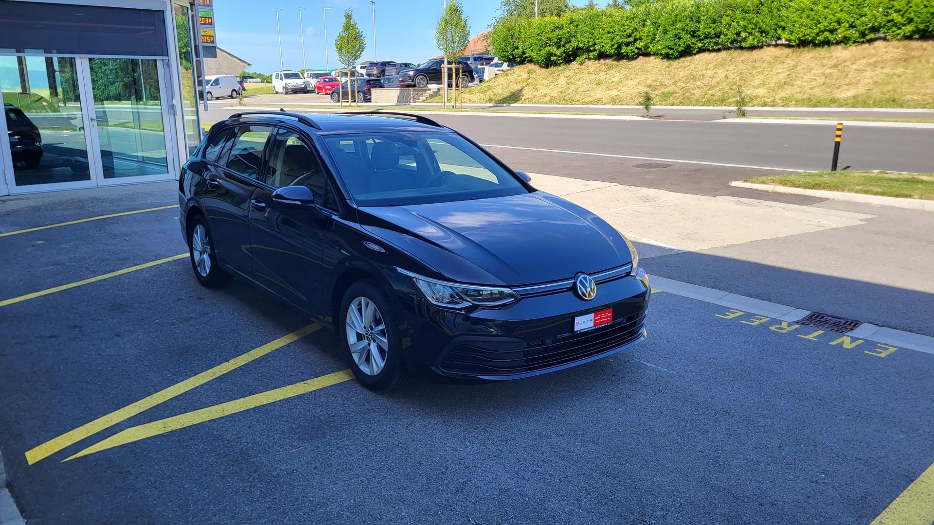 VW Golf Variant 1.0 TSI Value-showroom-element-3