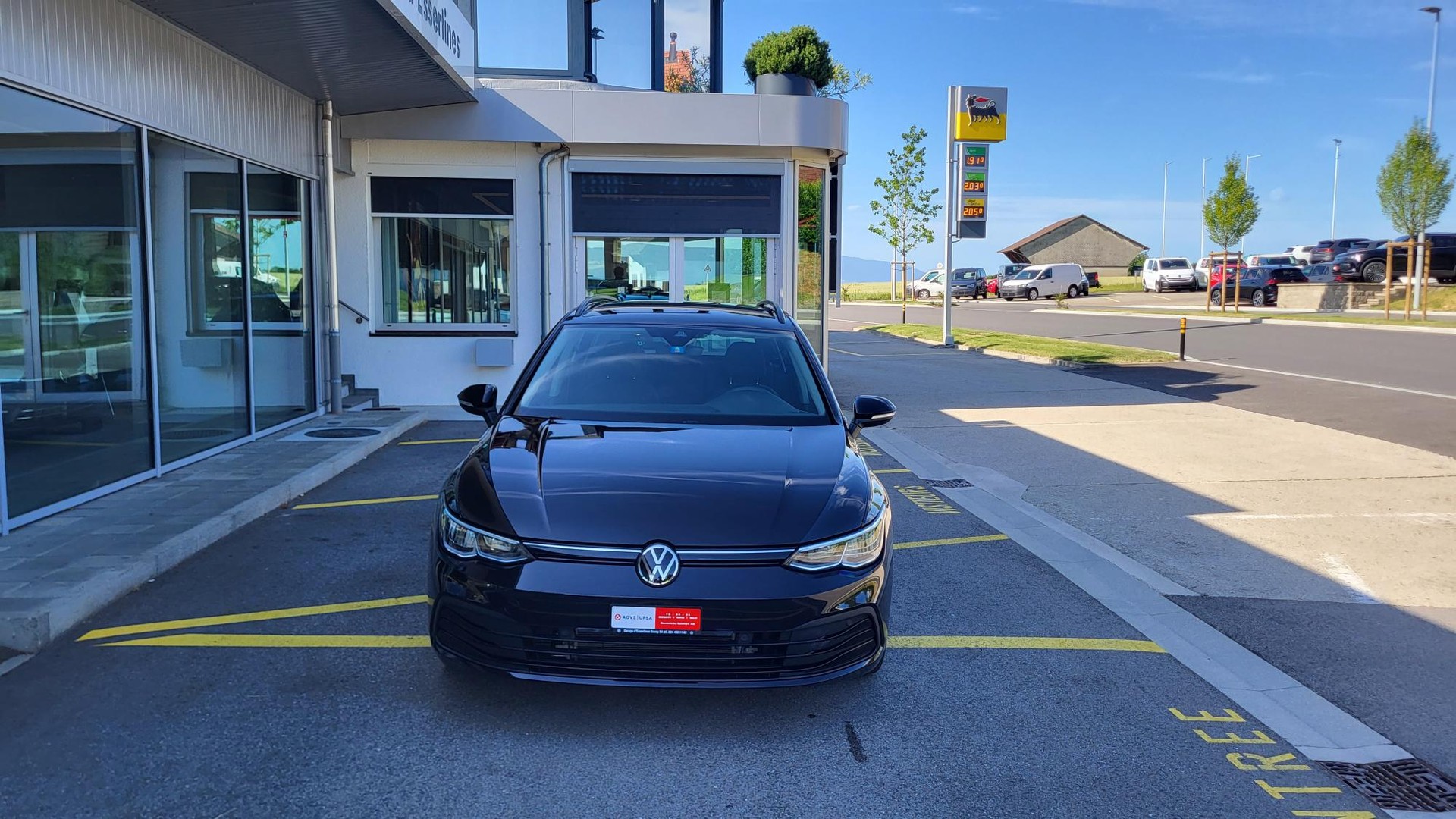 VW Golf Variant 1.0 TSI Value-showroom-element-2