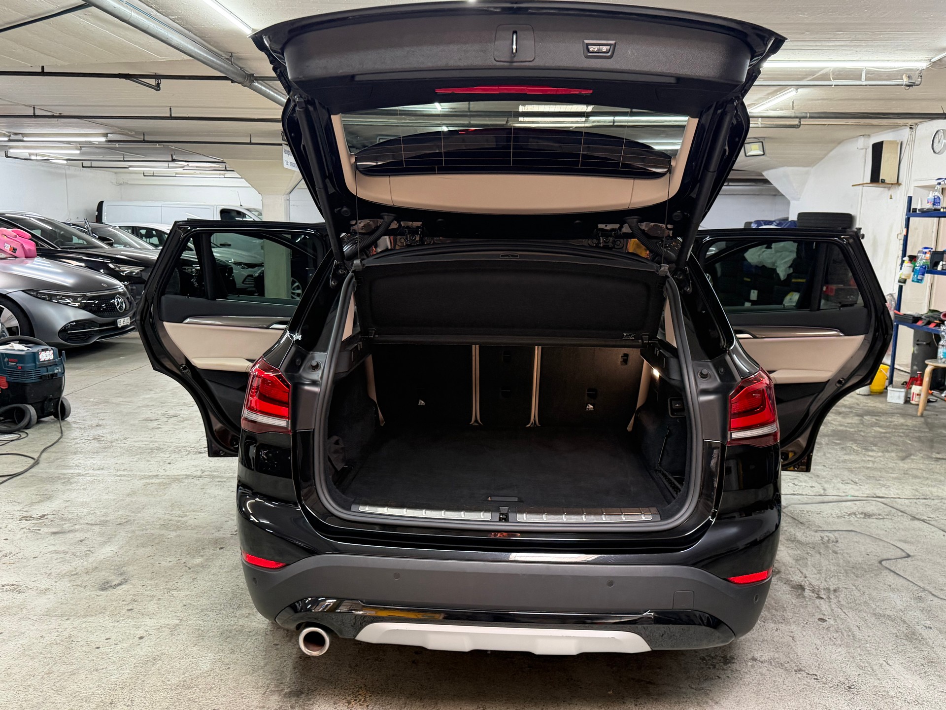 BMW X1 xDrive 25e xLine Steptronic-image-10