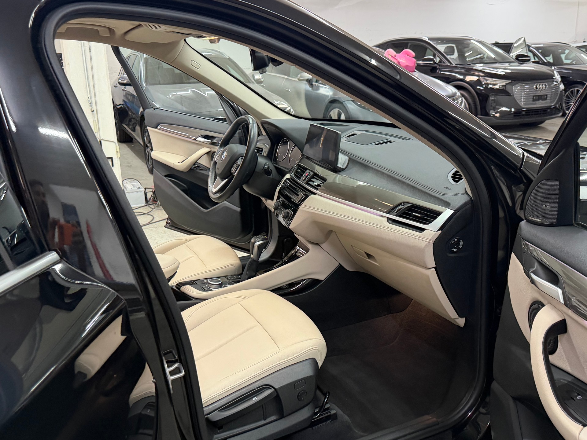 BMW X1 xDrive 25e xLine Steptronic-image-12