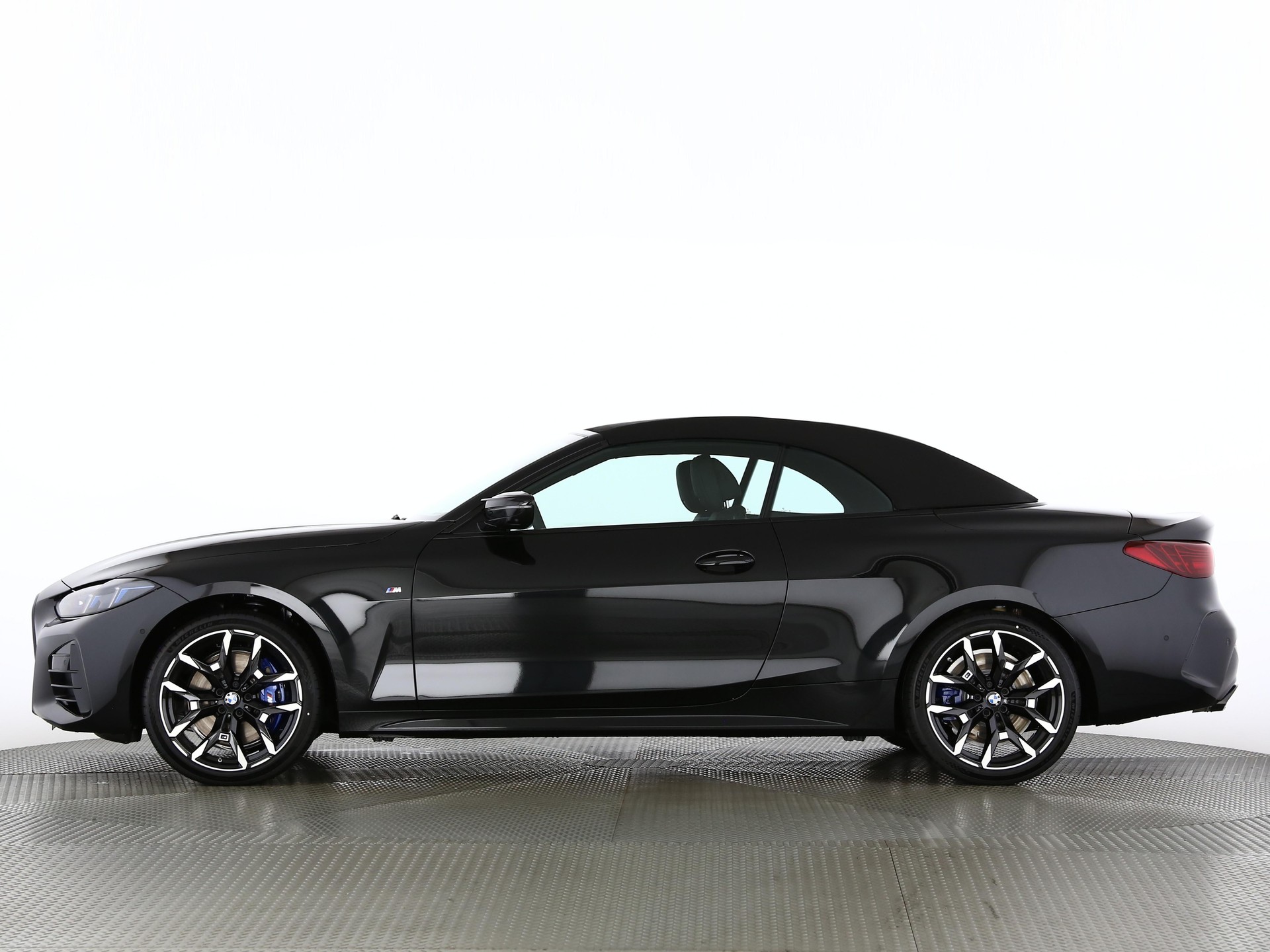 BMW M440i xDrive Gran Coupé-showroom-element-2