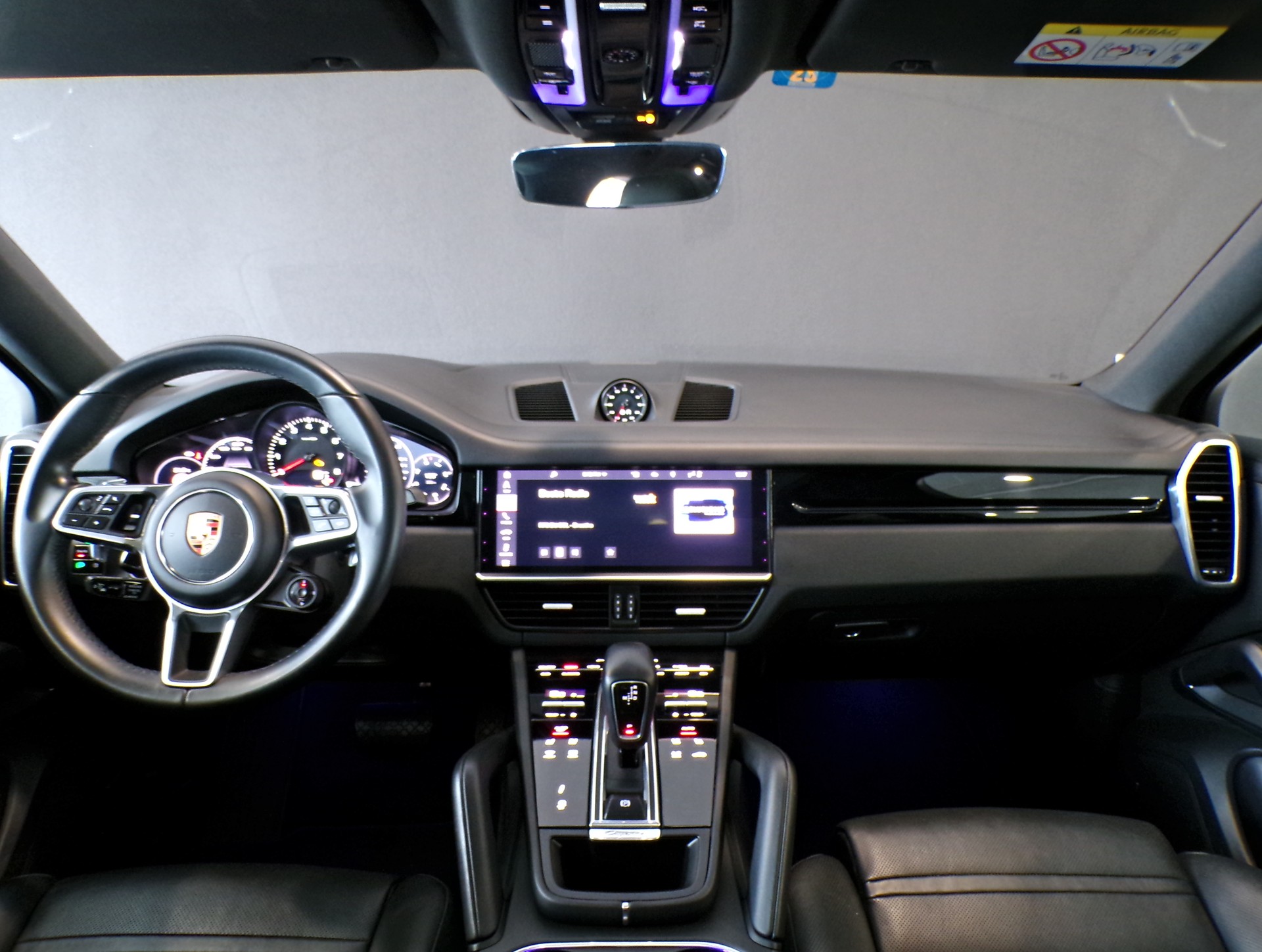 PORSCHE Cayenne Coupé-image-19