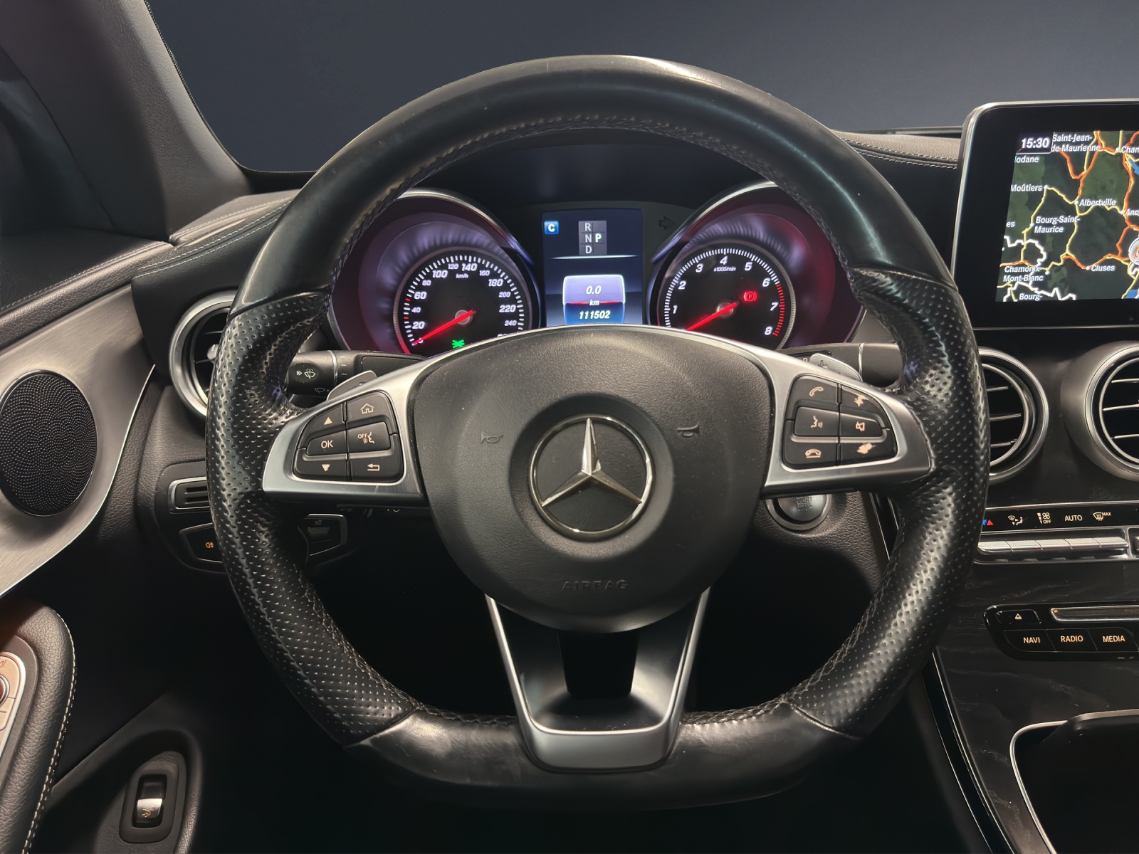MERCEDES-BENZ C 200 AMG Line 4Matic-image-7