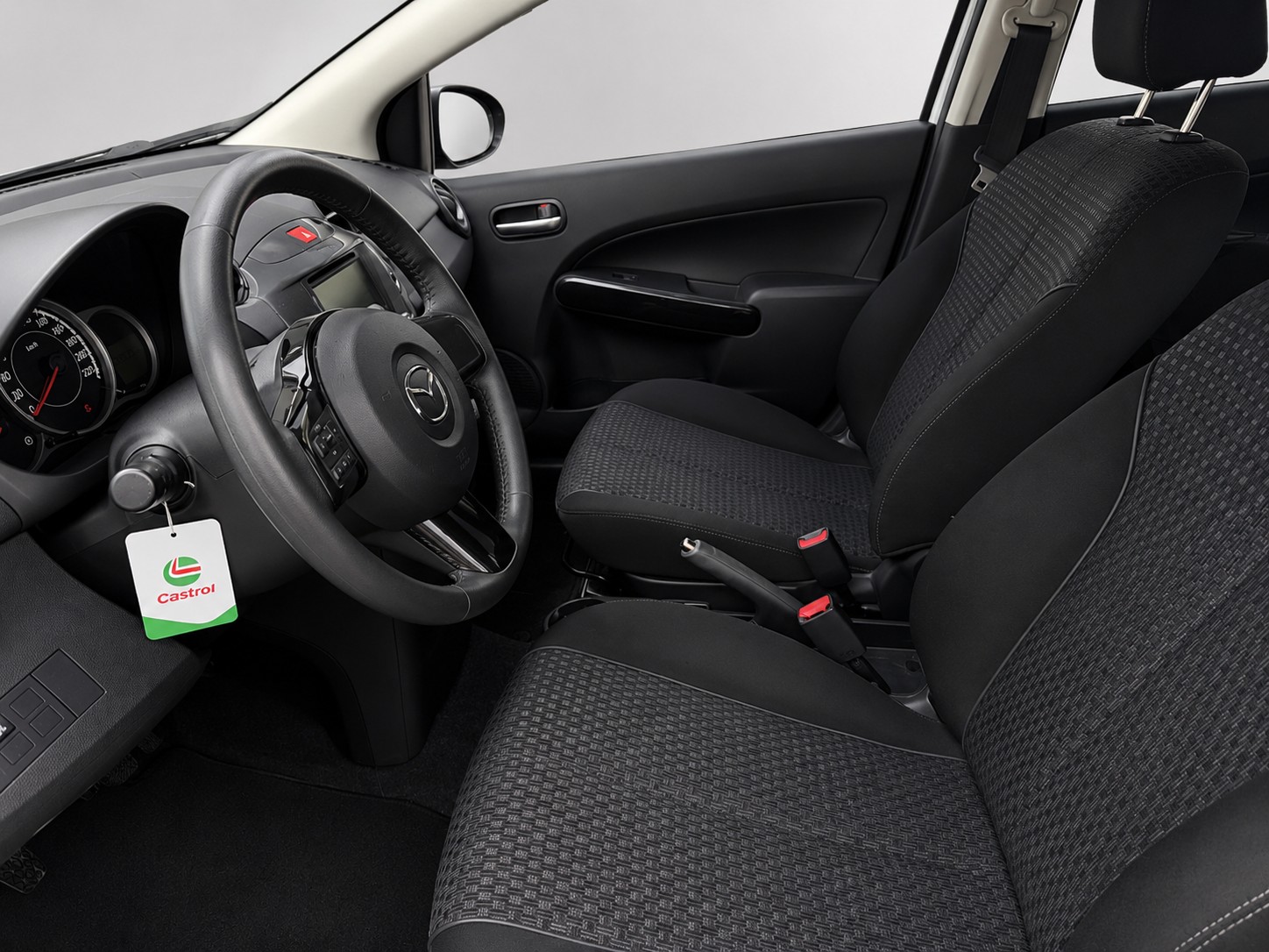 MAZDA 2 1.3i 16V Exclusive-image-12