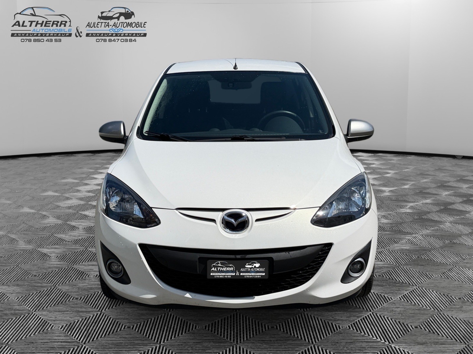 MAZDA 2 1.3i 16V Exclusive-showroom-element-2