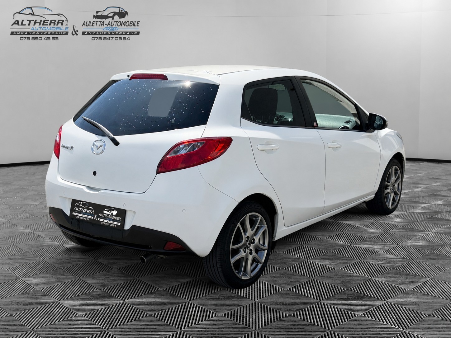 MAZDA 2 1.3i 16V Exclusive-image-5