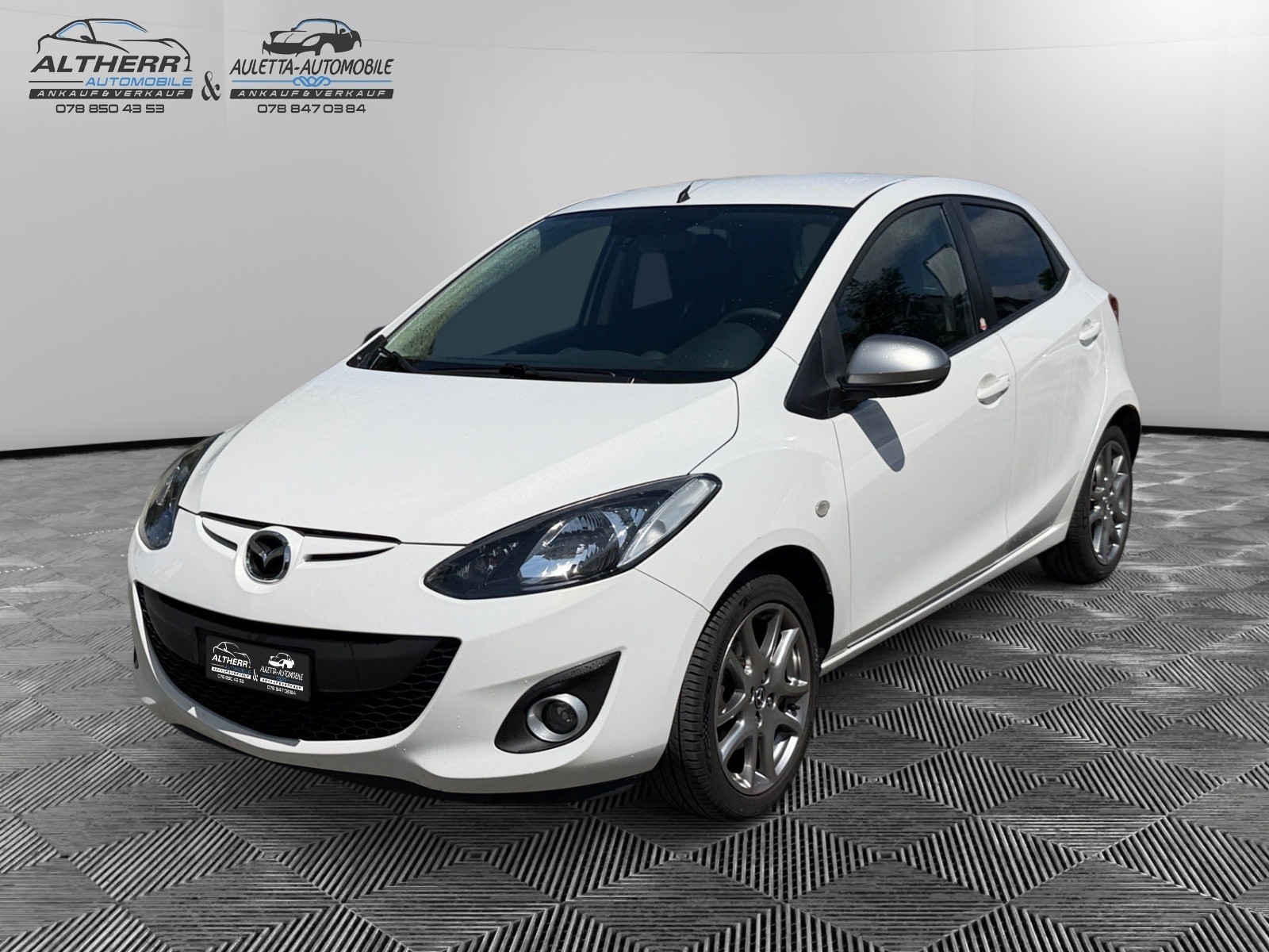 MAZDA 2 1.3i 16V Exclusive
