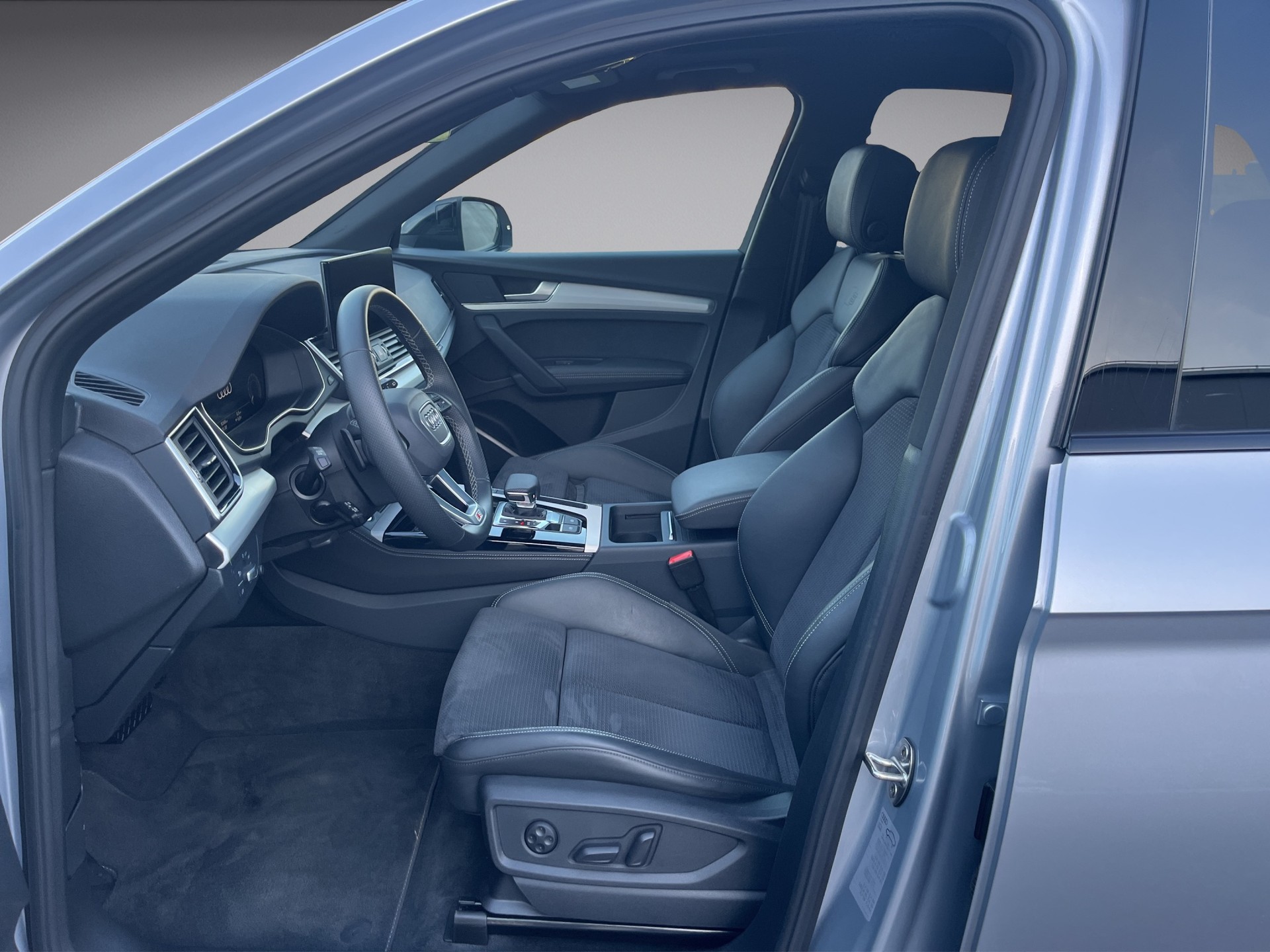 AUDI Q5 55 TFSI e PHEV S line quattro S-tronic*Panodach, AHK, (5-Jahre Garantie)*-image-9