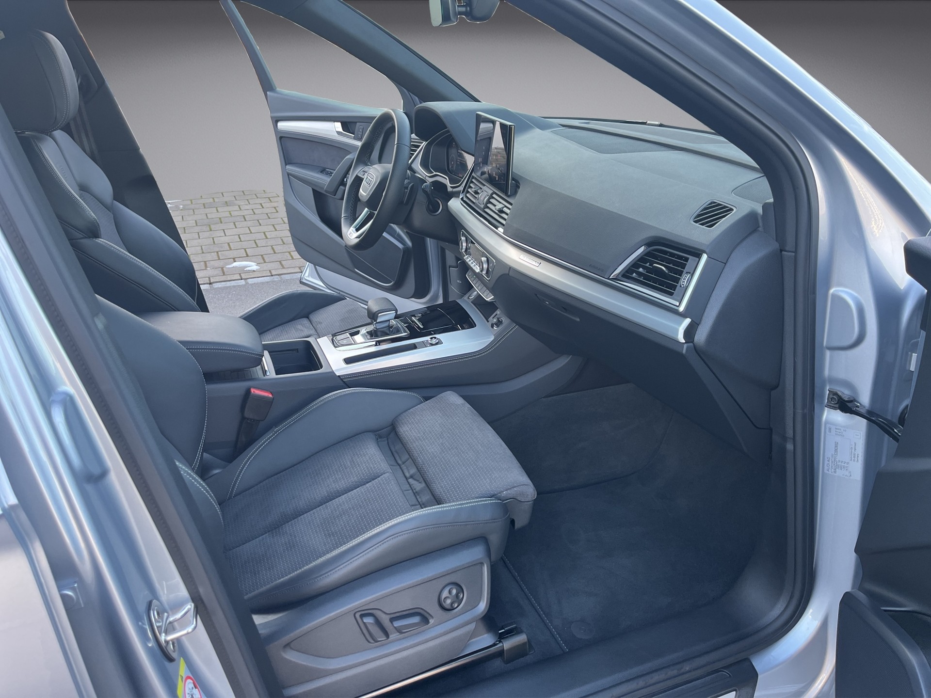 AUDI Q5 55 TFSI e PHEV S line quattro S-tronic*Panodach, AHK, (5-Jahre Garantie)*-image-17