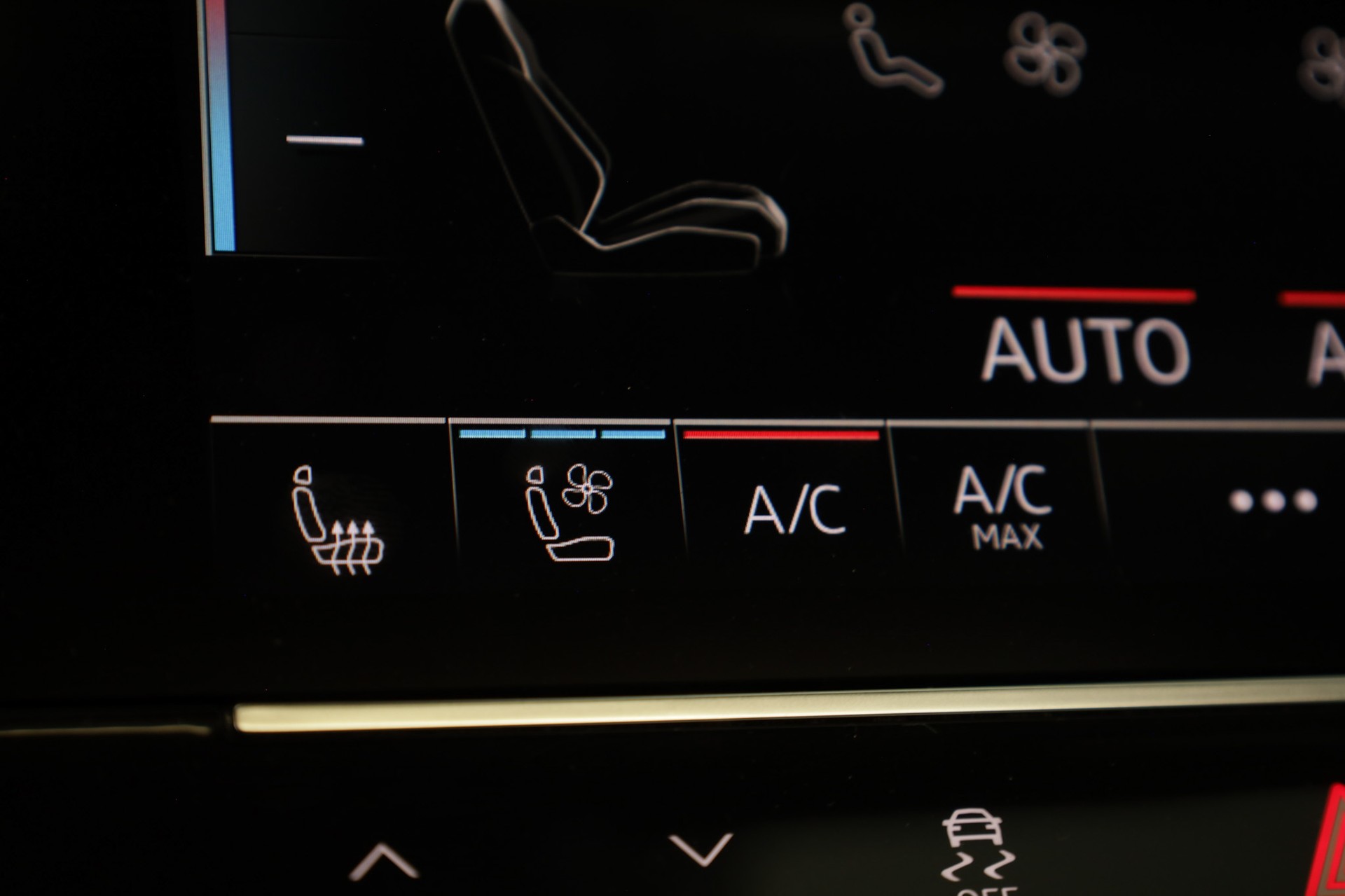 AUDI RS6 Avant 4.0 TFSI V8 quattro-image-23