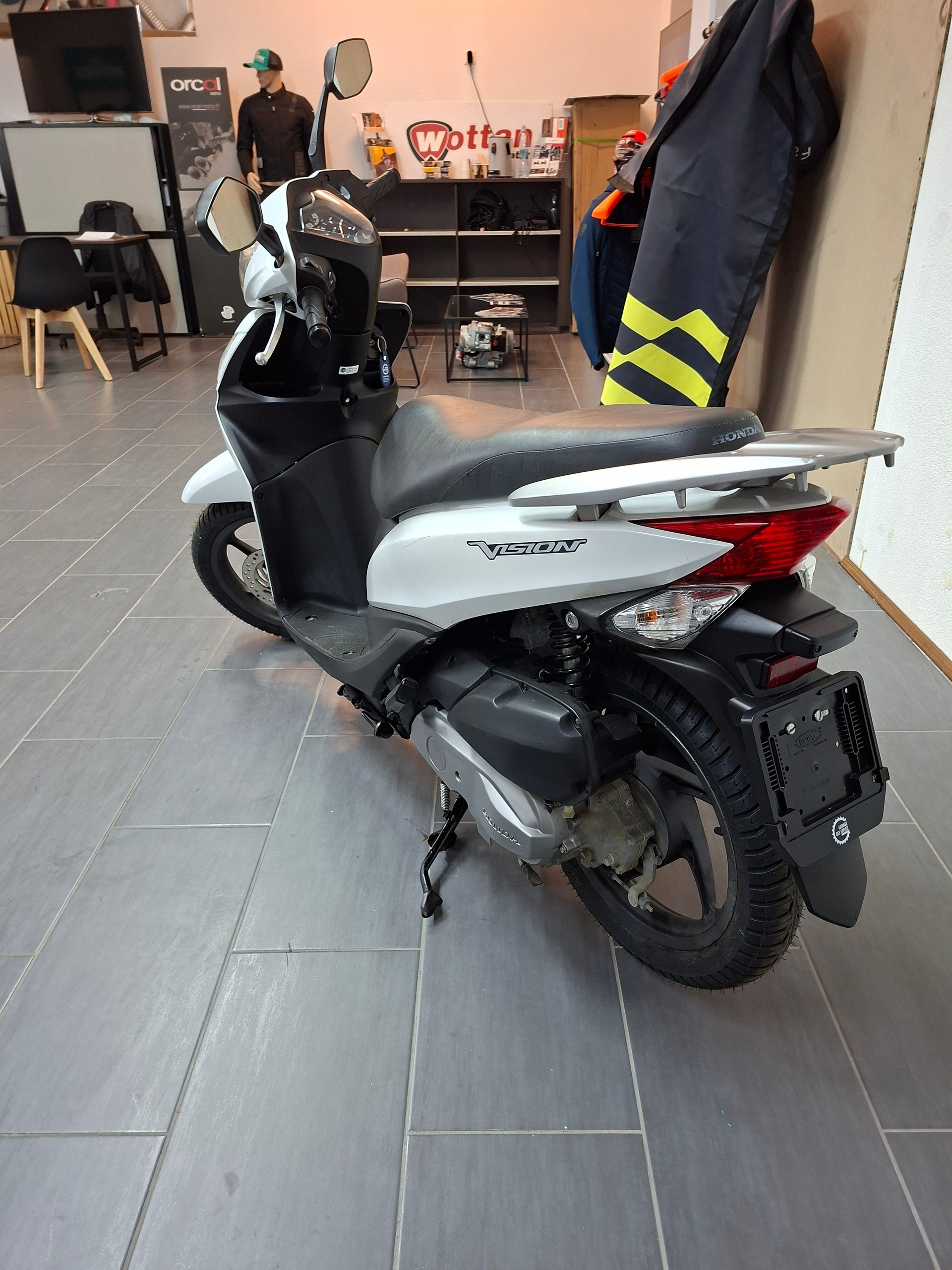 HONDA NSC Vision 110 16''-image-1