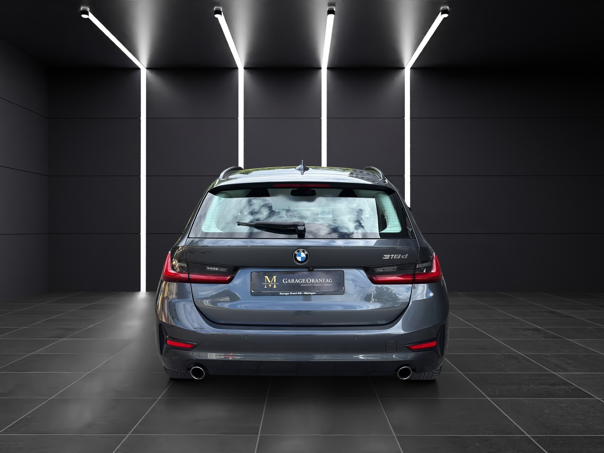BMW 318d 48V Touring Sport Line Steptronic-showroom-element-3