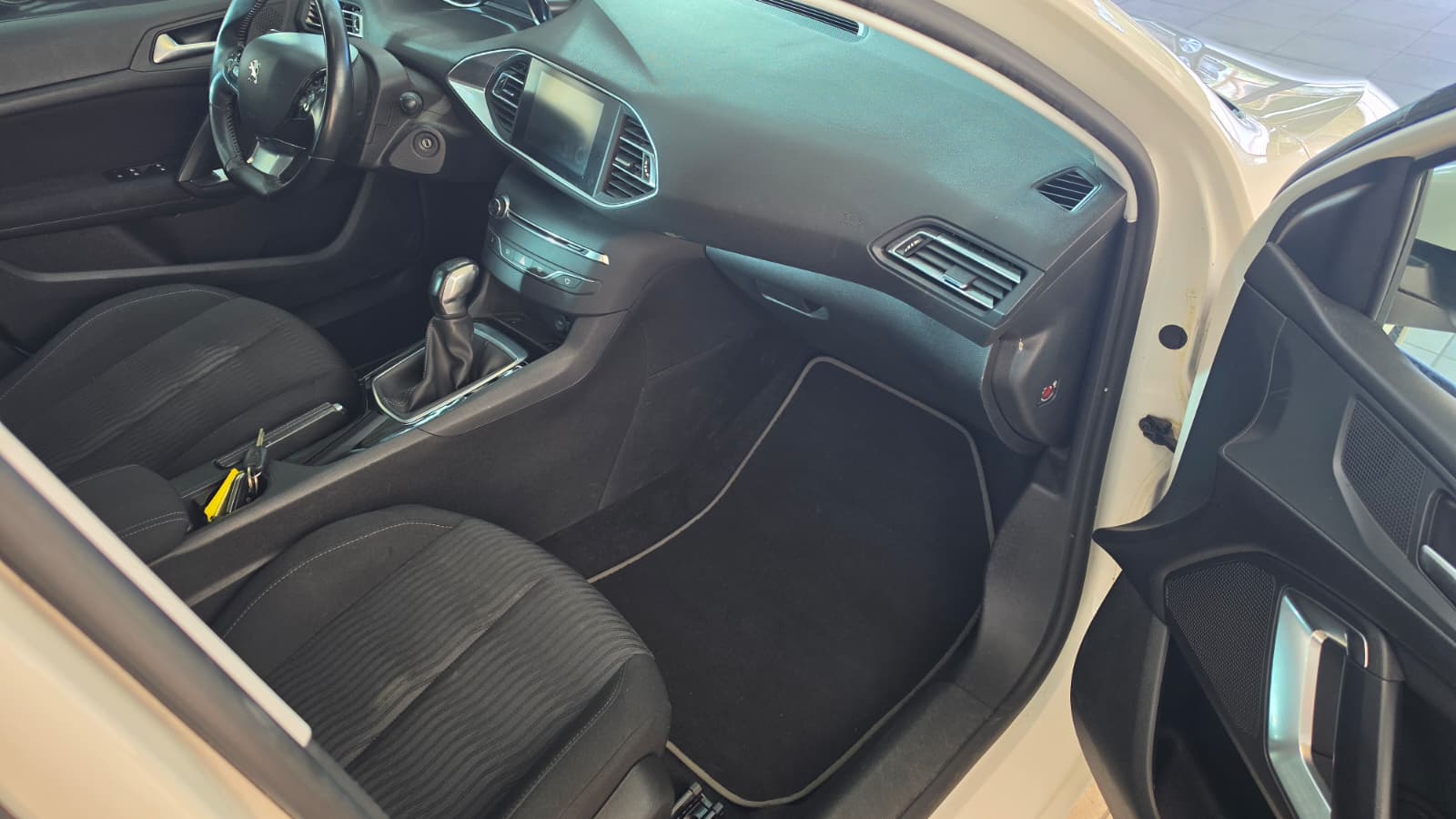 PEUGEOT 308 SW 1.2 THP Style, CH-FAHRZEUG, FRISCH AB MFK, FRISCH AB SERVICE-image-8