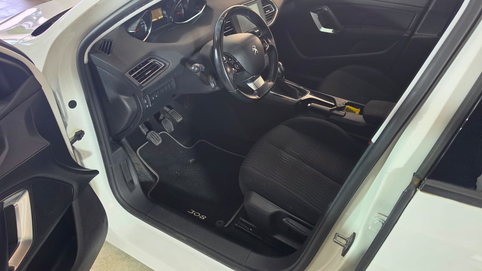 PEUGEOT 308 SW 1.2 THP Style, CH-FAHRZEUG, FRISCH AB MFK, FRISCH AB SERVICE-image-6