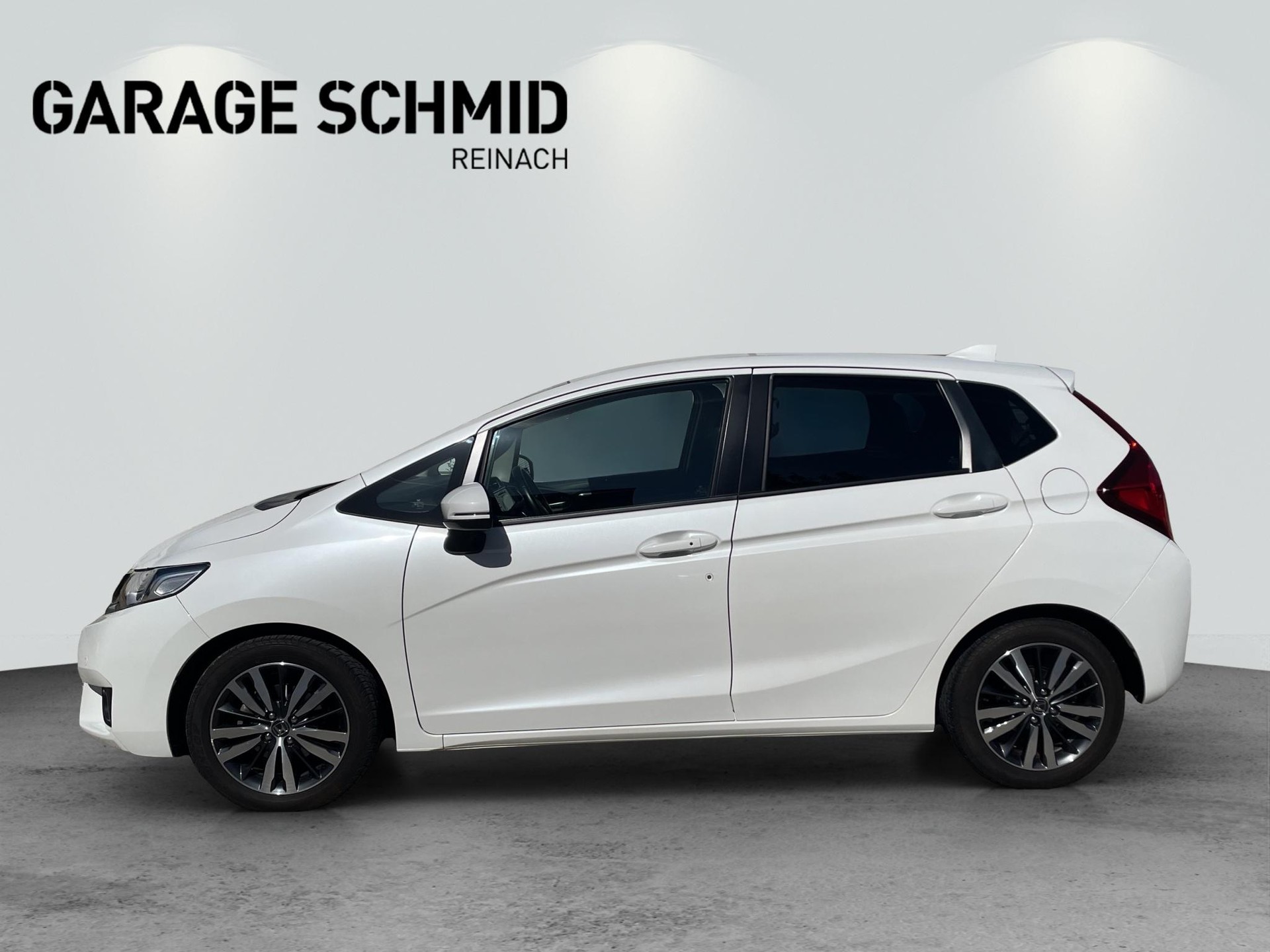 HONDA Jazz 1.3i Elegance-showroom-element-3
