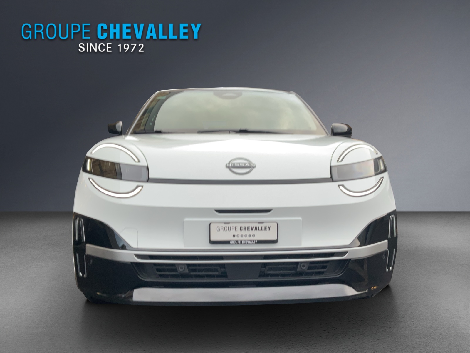 NISSAN Micra 52kWh Evolve-showroom-element-1