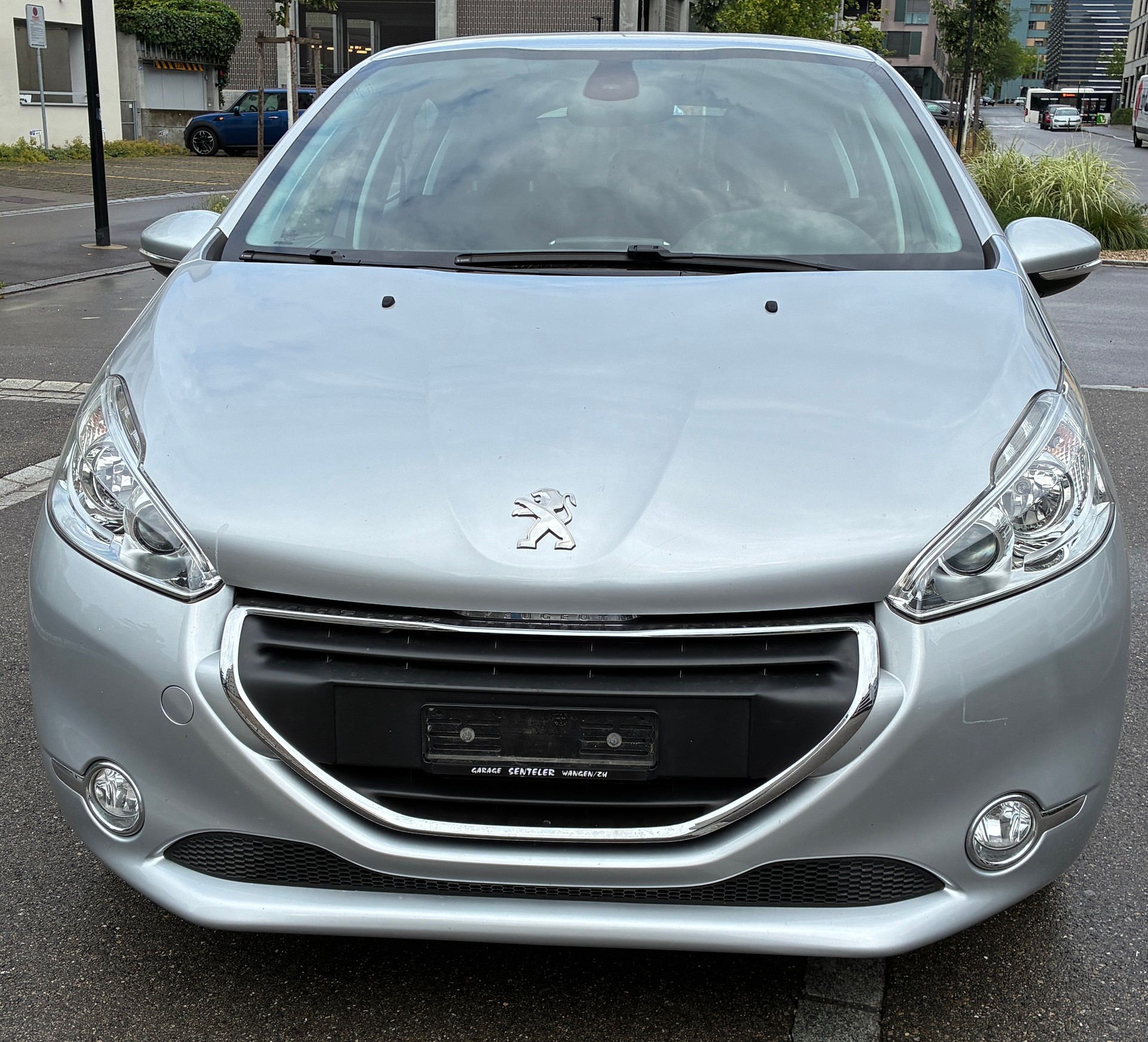 PEUGEOT 1.6 VTi Allure