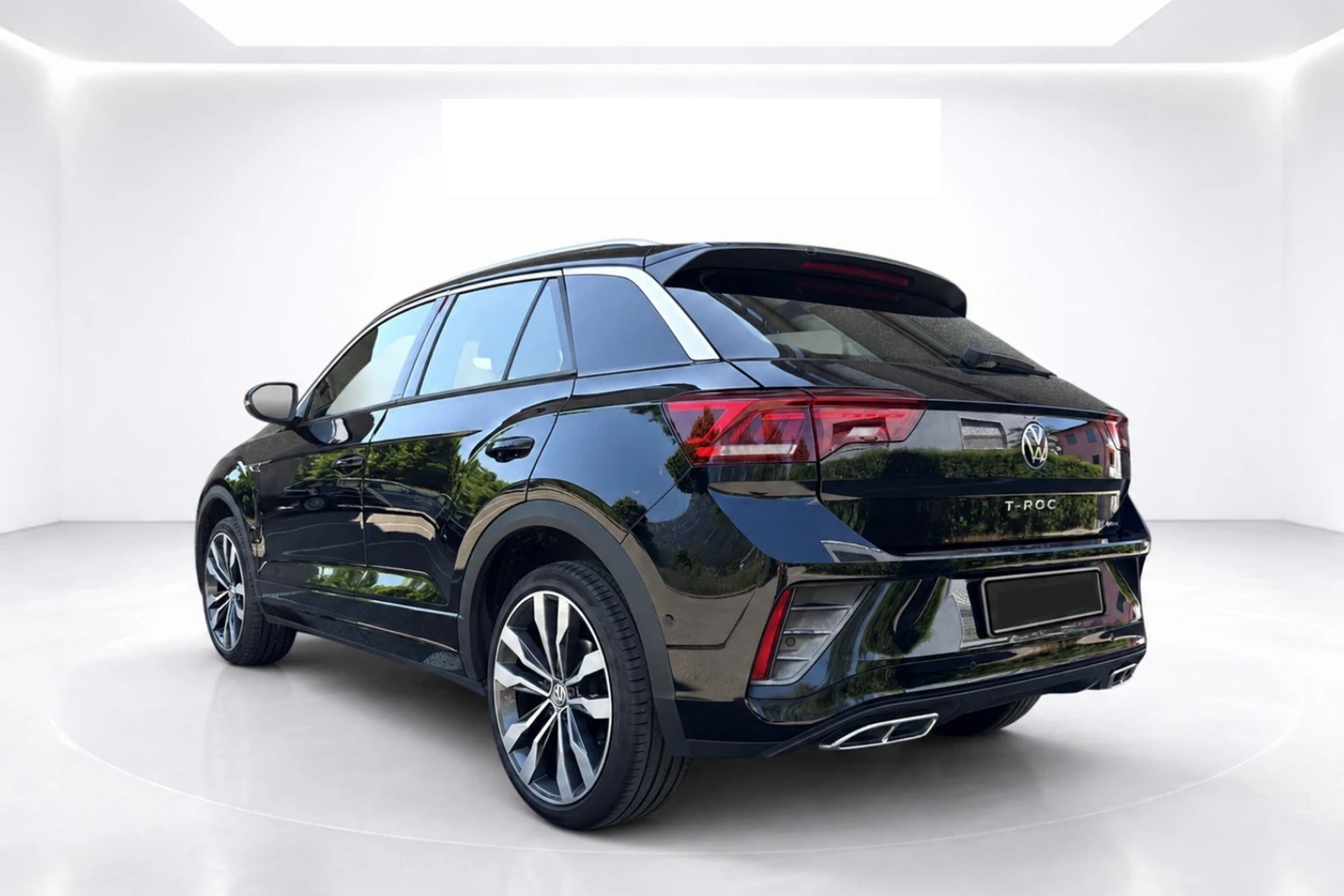 VW 2.0 TSI R-Line DSG 4motion-image-7