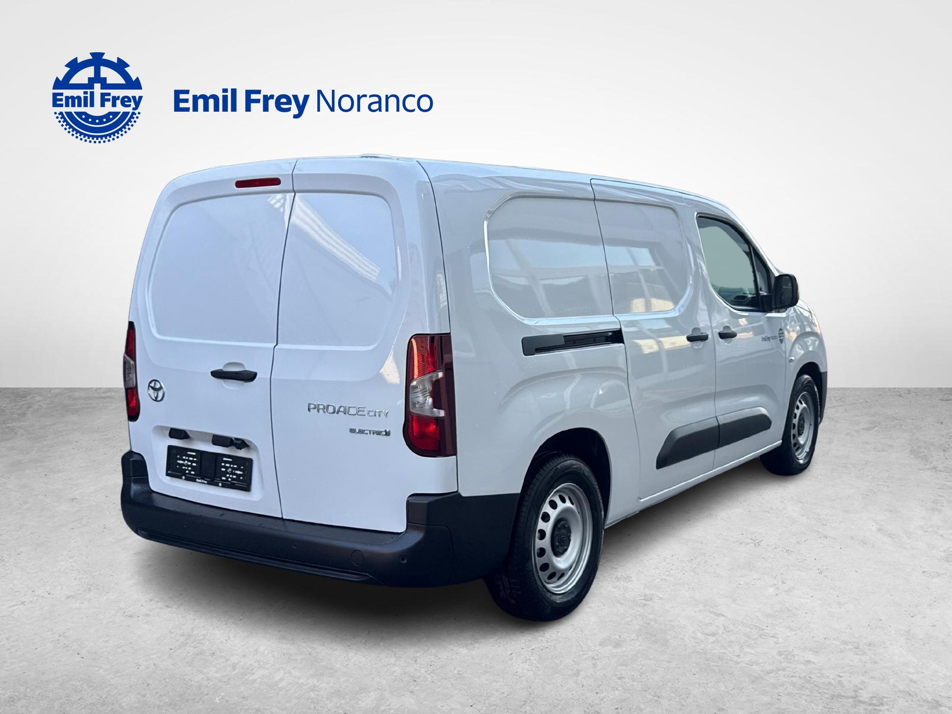 TOYOTA PROACE CITY Van L2 52KWh Active-image-4