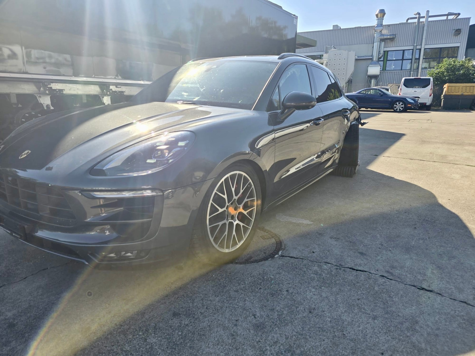 PORSCHE Macan Turbo Exclusive Performance Edition PDK-image-1