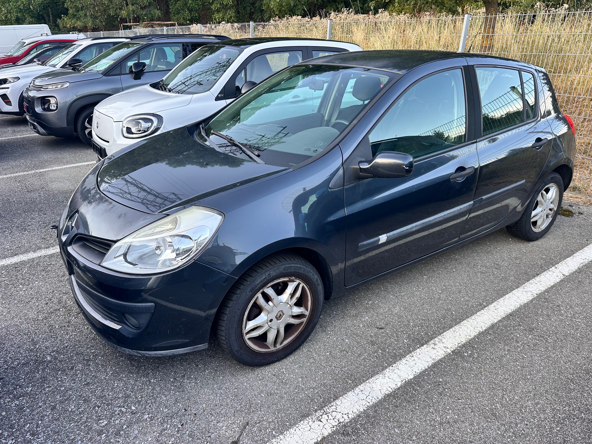 RENAULT Clio 1.4 16V "EMBRAYAGE A CHANGER"
