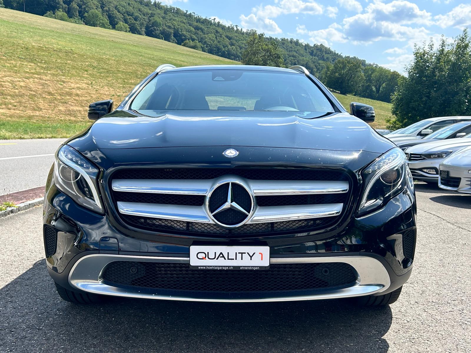 MERCEDES-BENZ GLA 200 CDI Swiss Star Edition Urban 4Matic 7G-DCT-showroom-element-1
