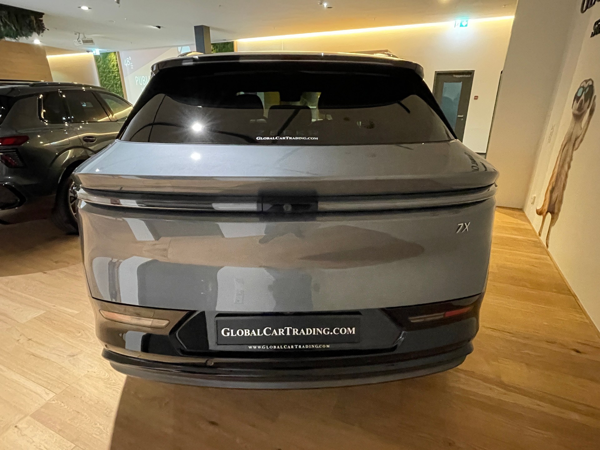 ZEEKR 7X 100kWh Privilege AWD mit Comfort und Cockpitpaket, Modell 2026-showroom-element-3