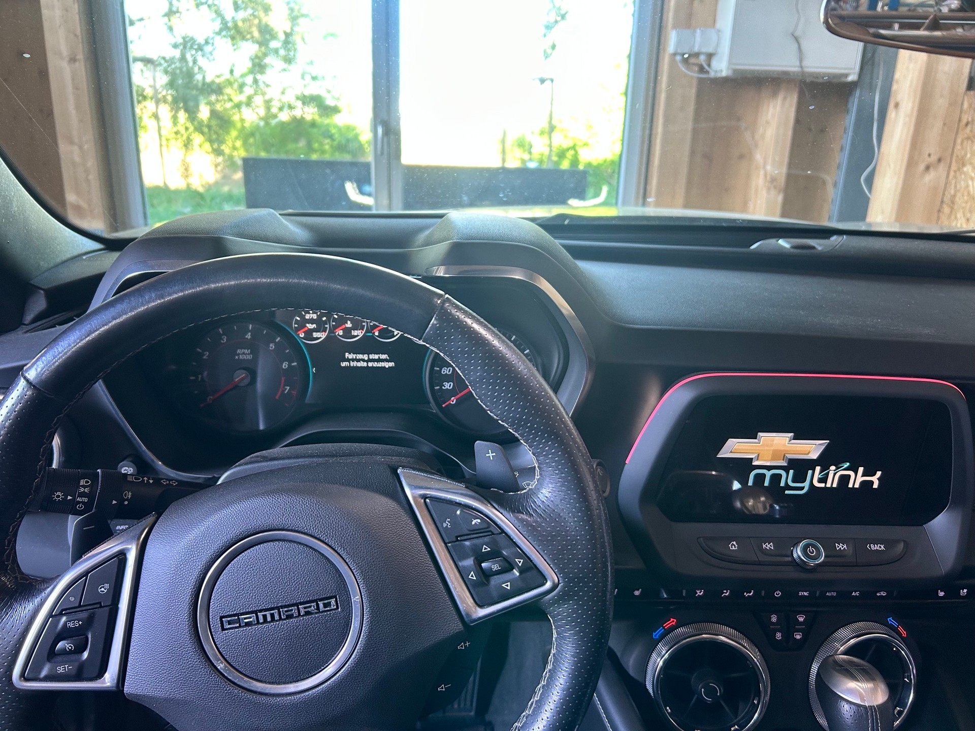 CHEVROLET Camaro 6.2 Convertible Automatic-showroom-element-2