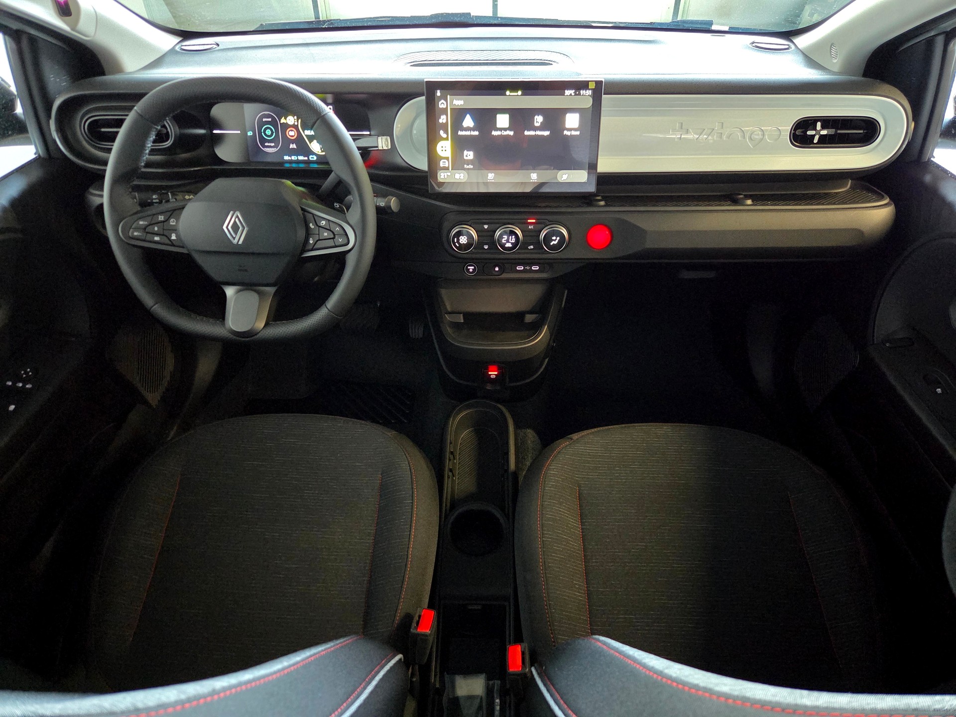 RENAULT Twingo E-Tech Urban Range techno-image-10