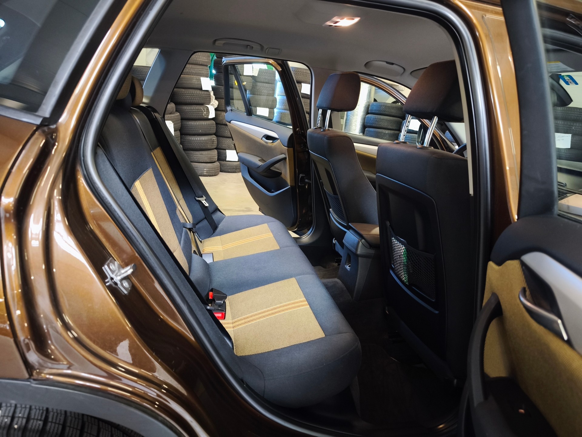 BMW X1 xDrive 20d Steptronic-image-7