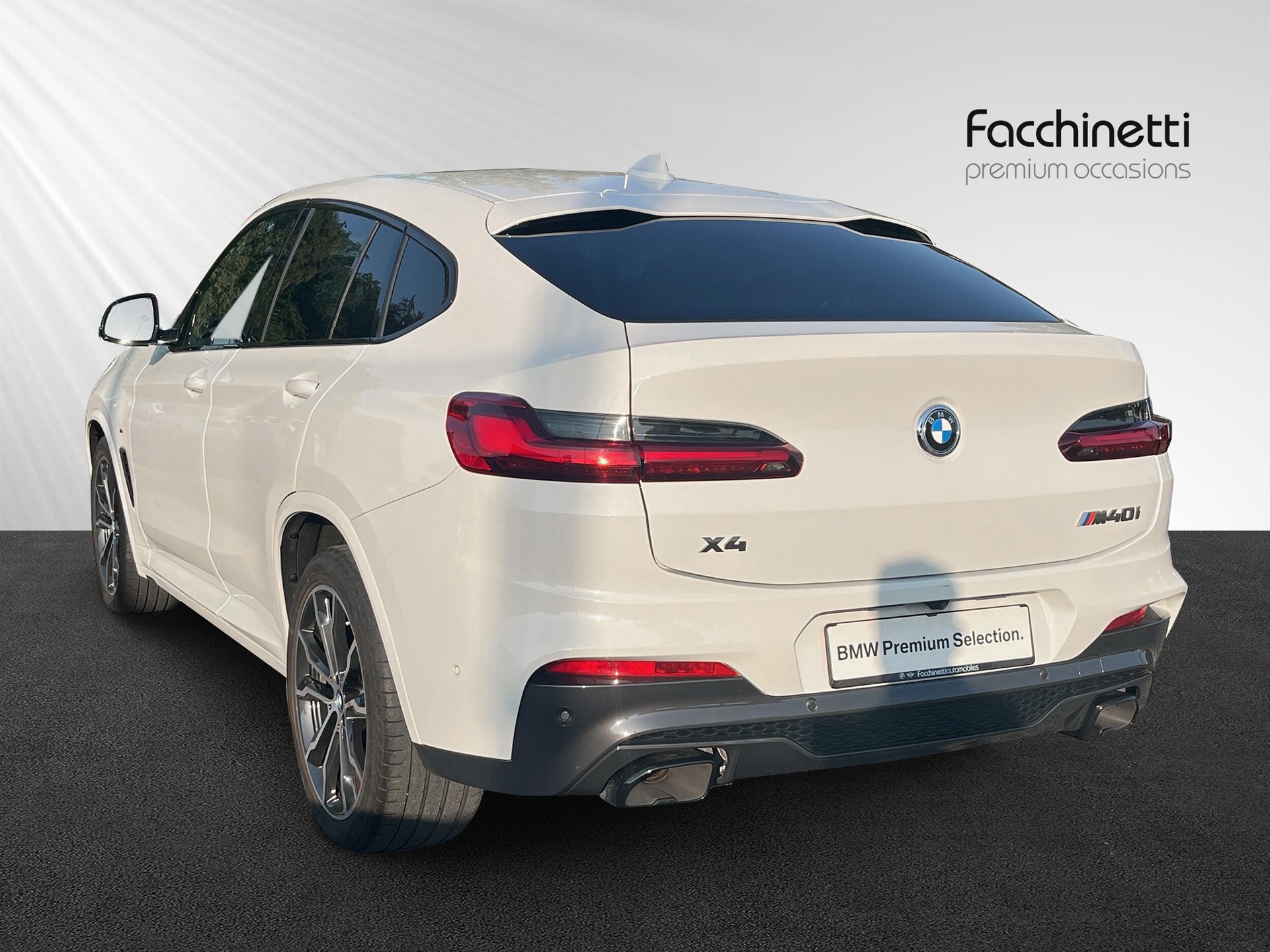 BMW X4 M40i Steptronic-showroom-element-2