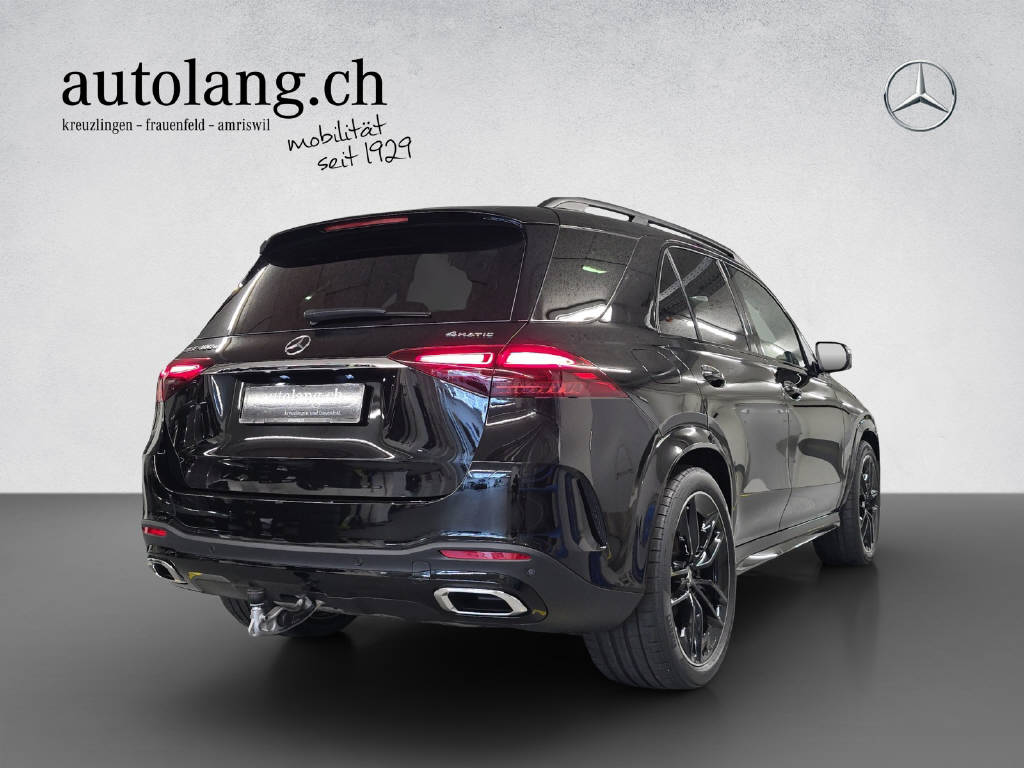 MERCEDES-BENZ GLE 400 e AMG Line 4Matic EQ Star-showroom-element-3