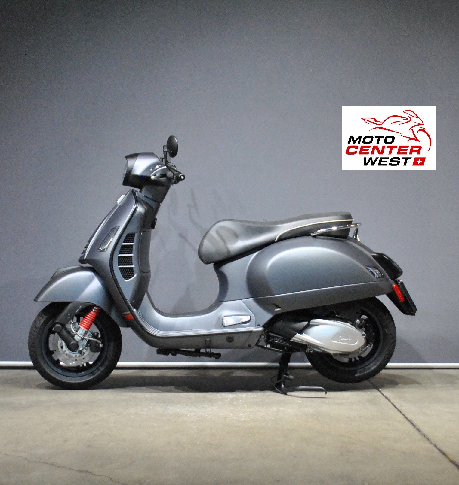 PIAGGIO Vespa GTS 300 Super Sport ABS-image-2
