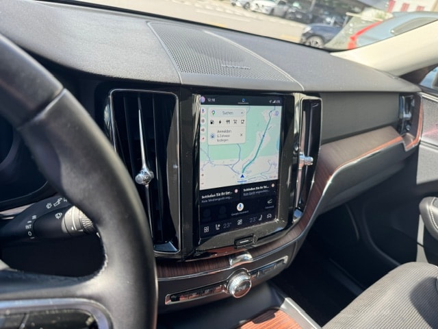 VOLVO XC60 2.0 T8 TE Plus Dark eAWD-image-11