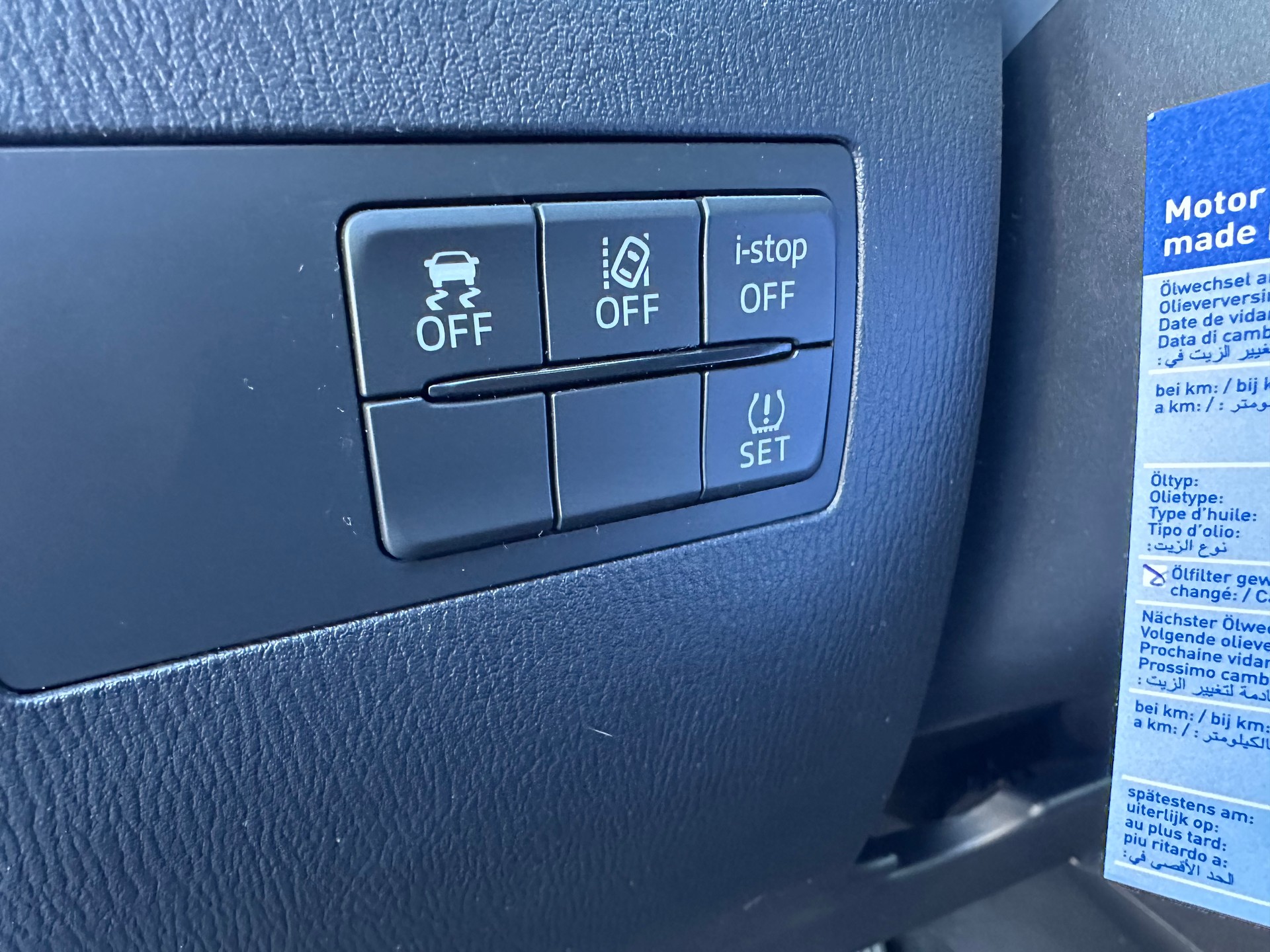 MAZDA 2 SKYACTIV-G 90 Mild Hybrid Revolution-image-18