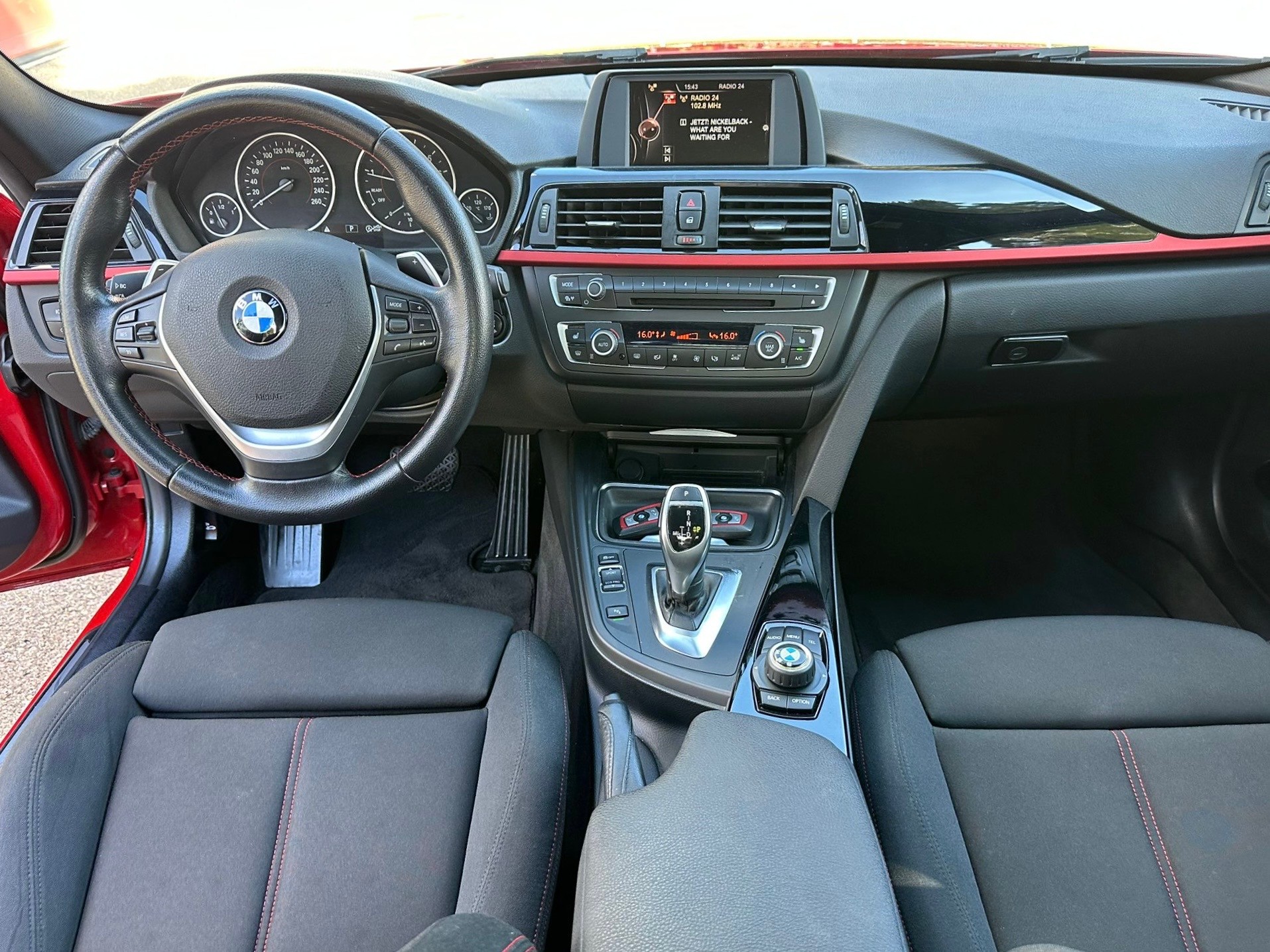 BMW 328i Sport Line Steptronic-image-8