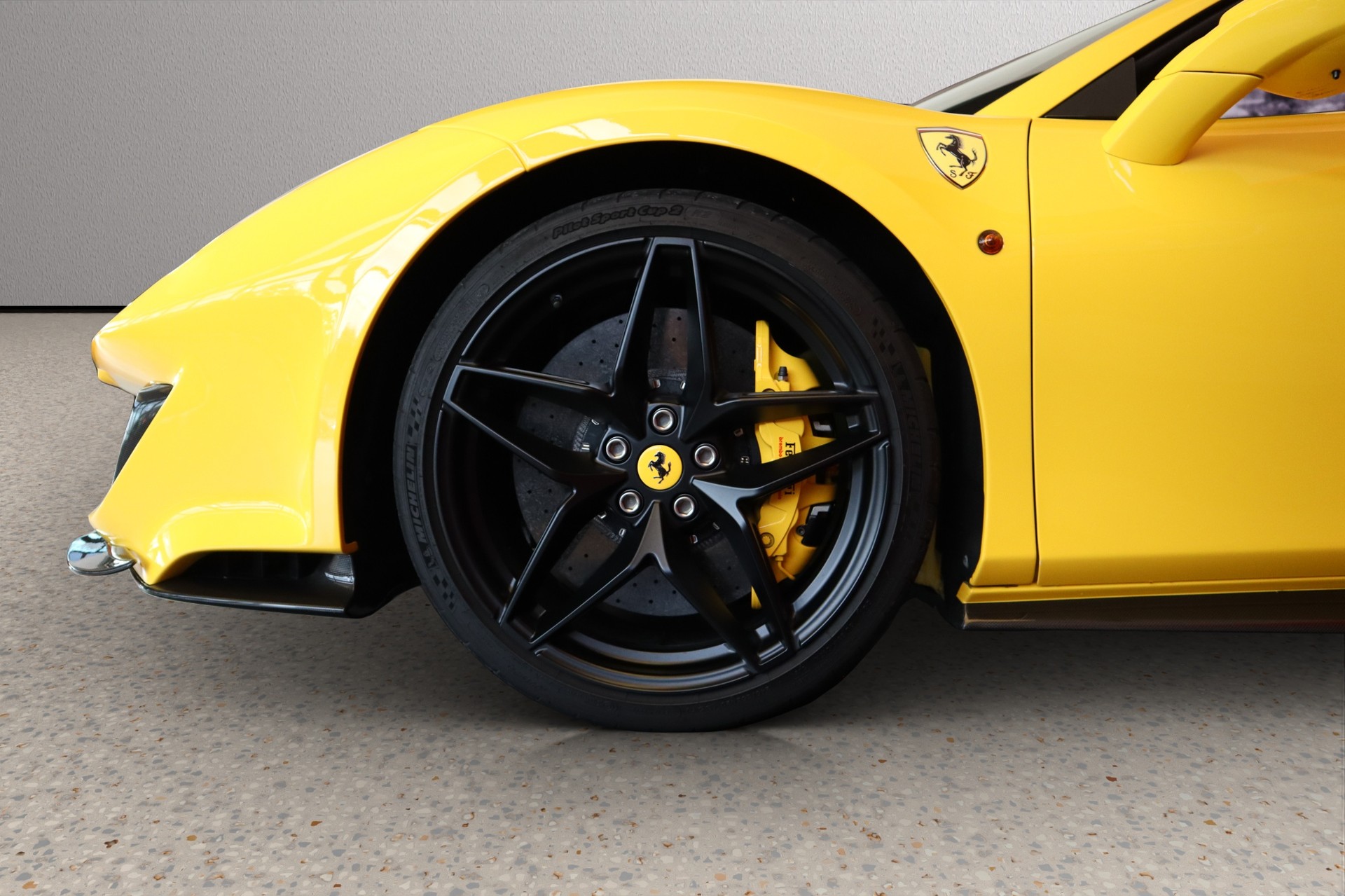 FERRARI 488 Pista Spider 3.9 V8-image-31