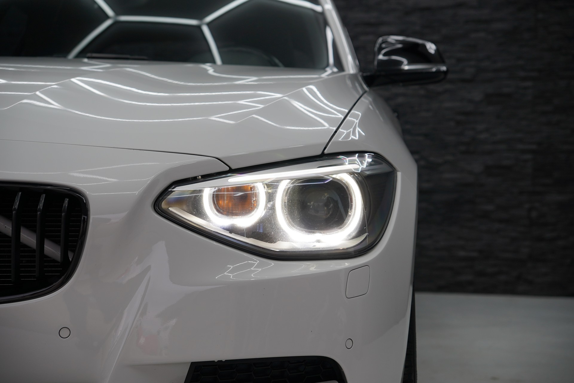 BMW M135i xDrive Steptronic-image-6