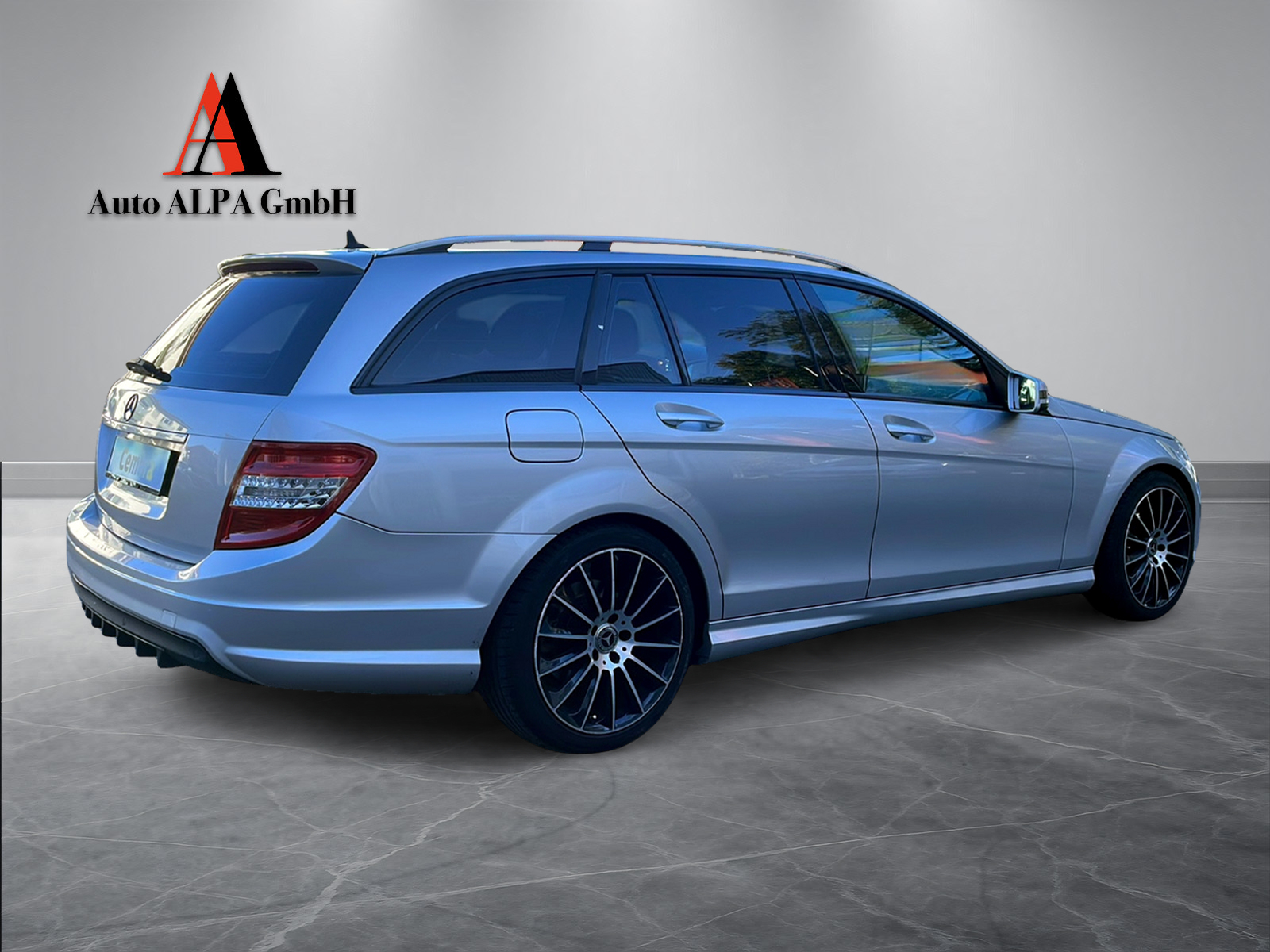 MERCEDES-BENZ C 250 CDI BlueEff. Avantgarde 4Matic | AMG Sport-Paket | 7G-Tronic | PDC | EASY-PACK-showroom-element-3