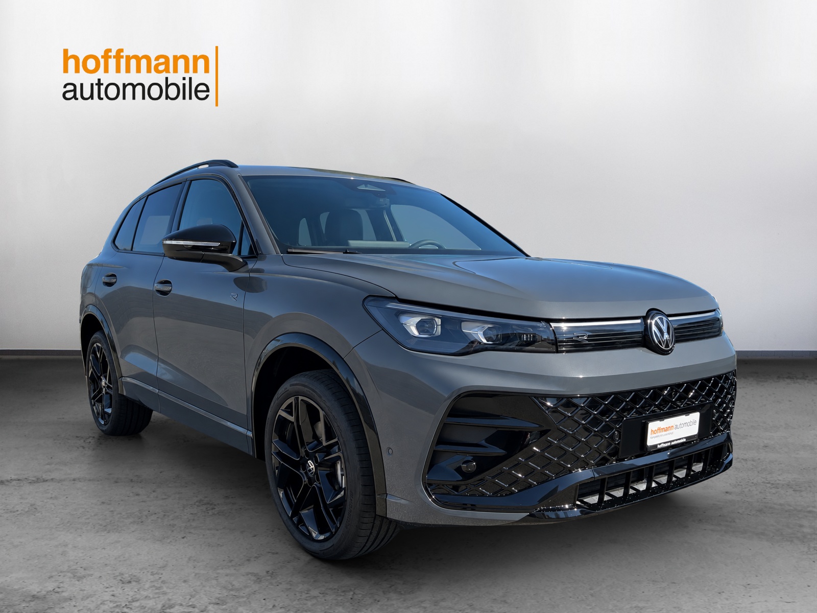 VW Tiguan 2.0 TSI DSG United 4Motion-showroom-element-2
