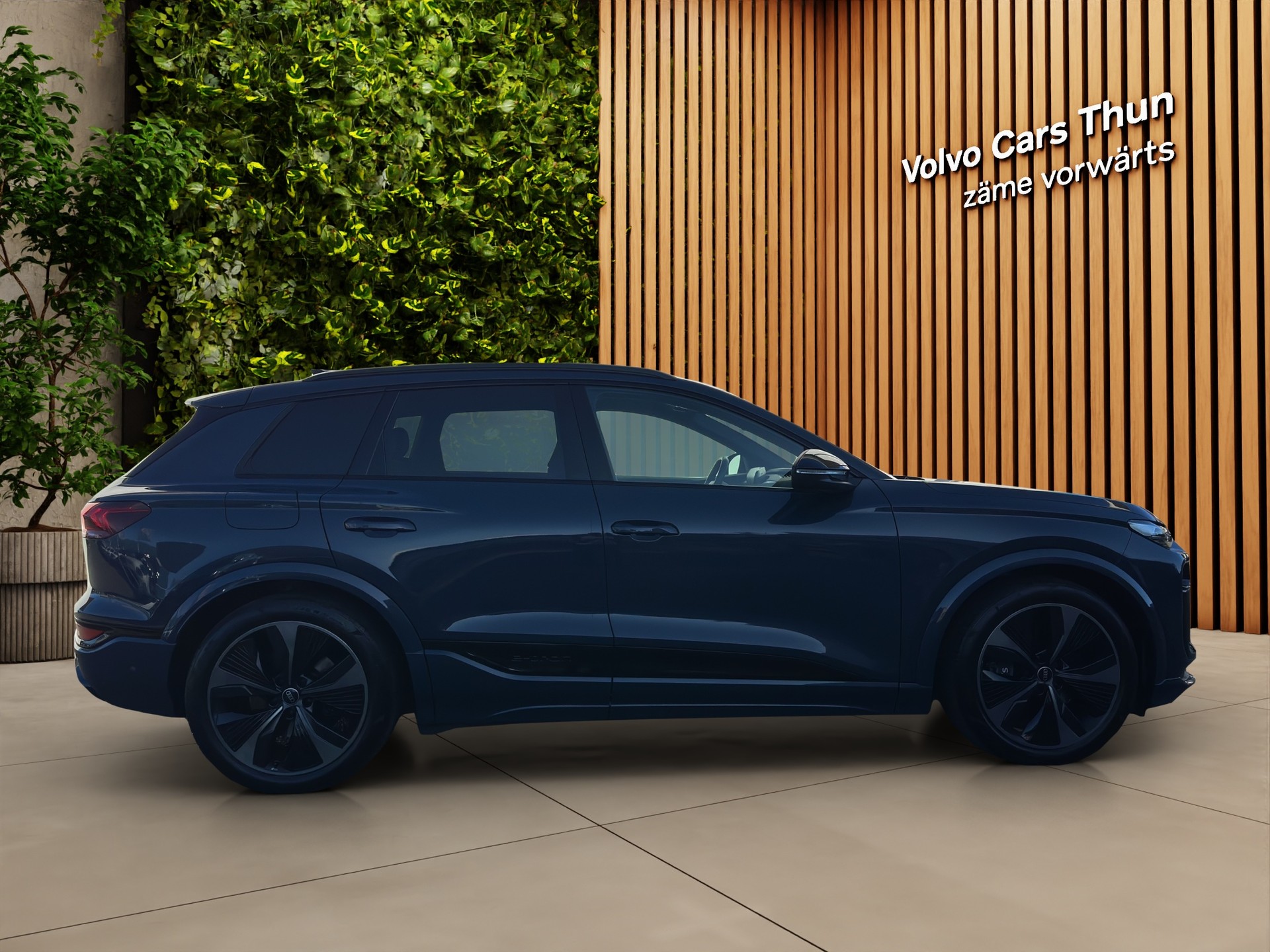 AUDI SQ6 e-tron quattro-showroom-element-3