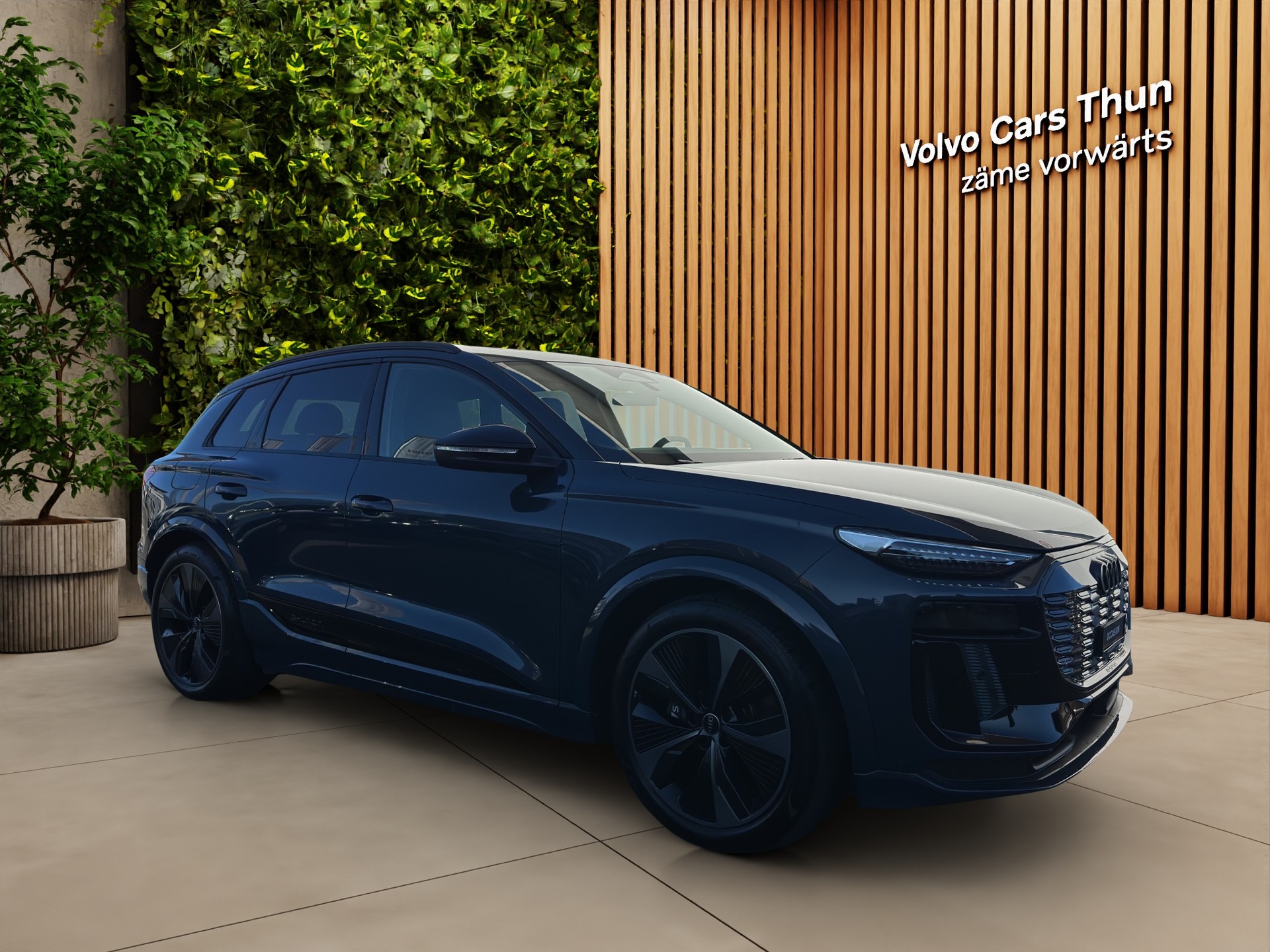 AUDI SQ6 e-tron quattro-showroom-element-2