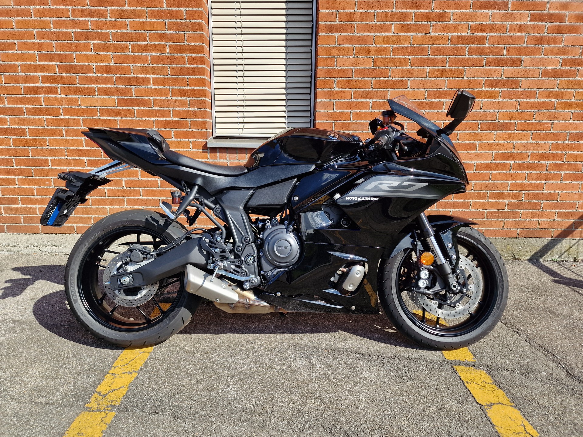 YAMAHA YZF-R7 (35kW)-image-1