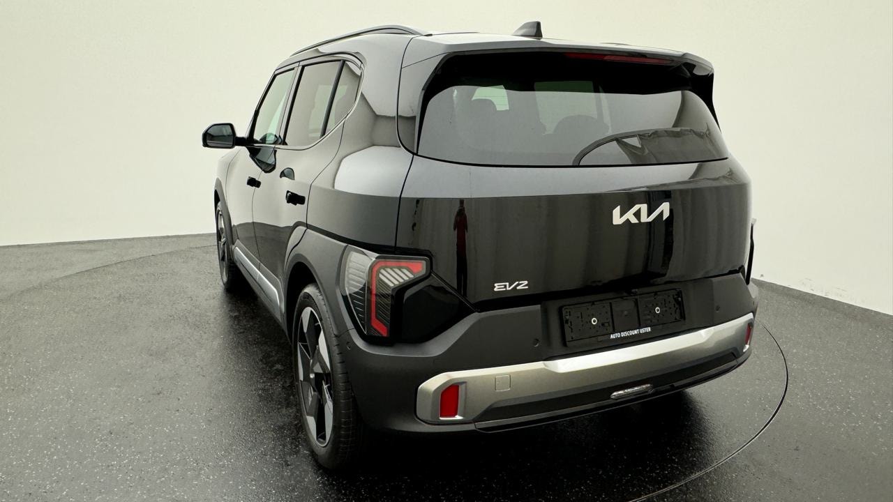 KIA EV2 42 kWh Earth-showroom-element-2