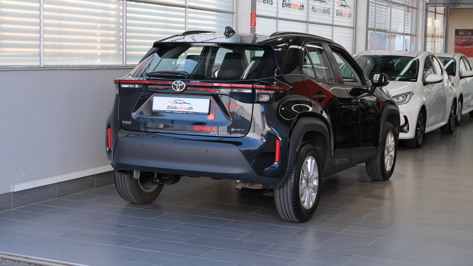 TOYOTA Yaris Cross 1.5 Trend e-CVT-image-21
